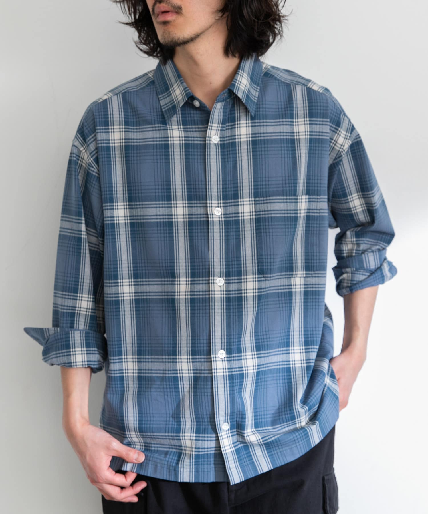 身長：180cm 体重：60kg サイズ：L