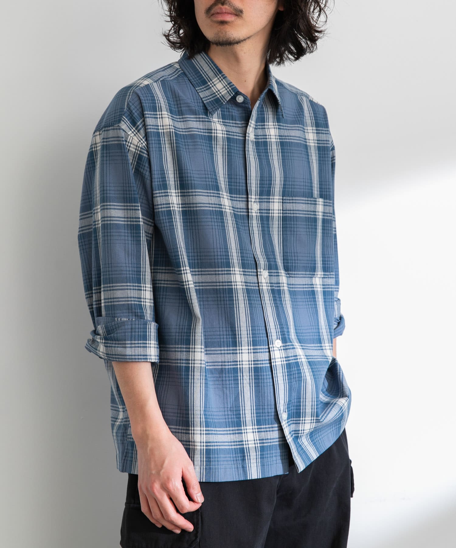 身長：180cm 体重：60kg サイズ：L