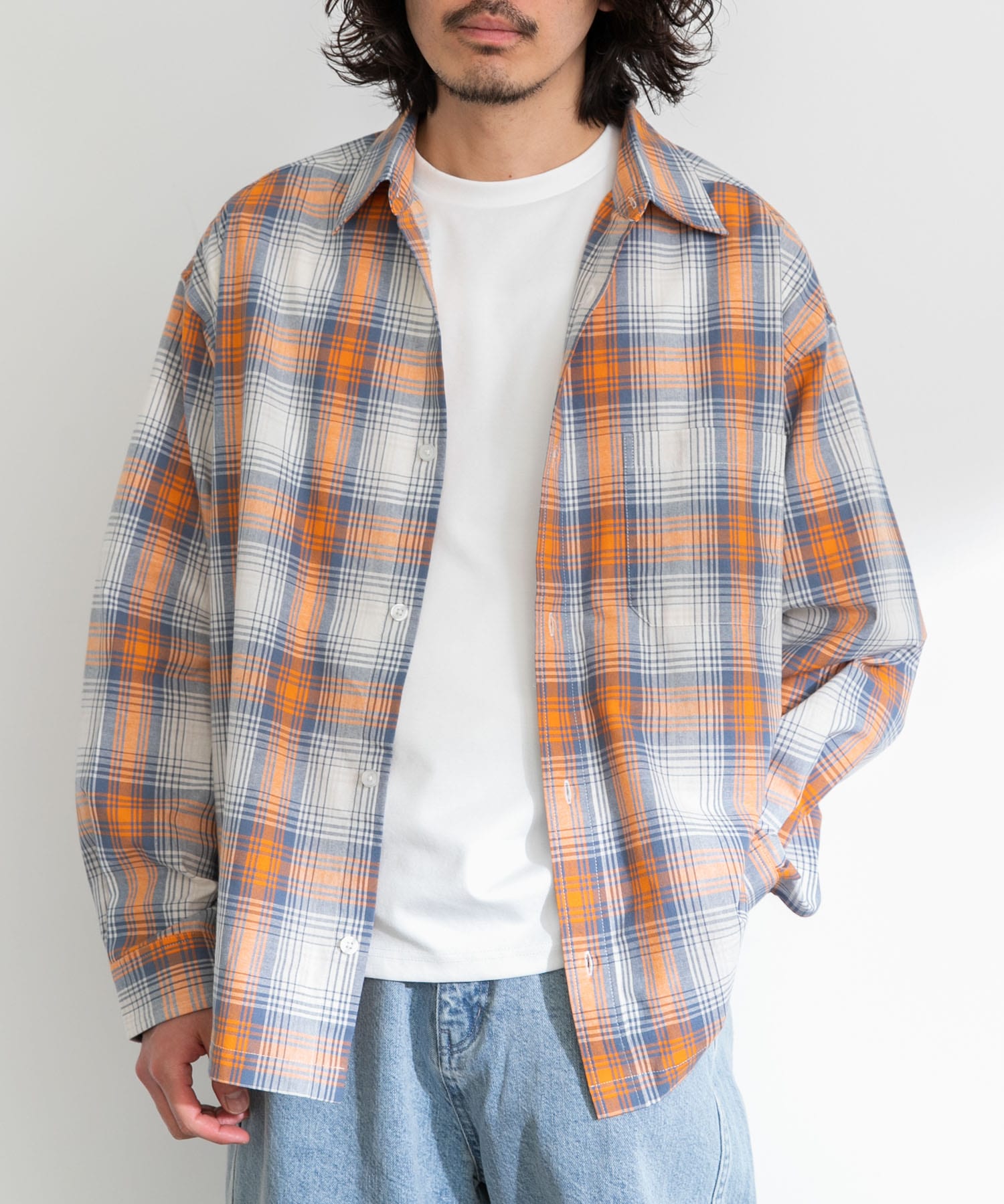 身長：180cm 体重：60kg サイズ：L