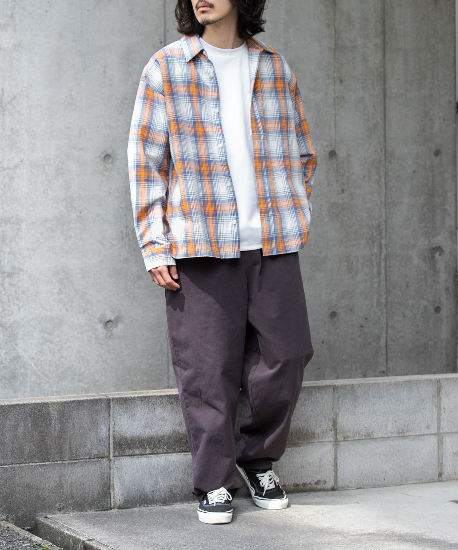 身長：180cm 体重：60kg サイズ：L