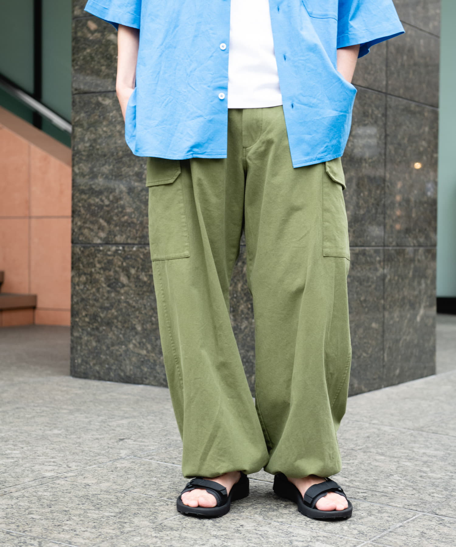 身長：180cm 体重：60kg サイズ：L