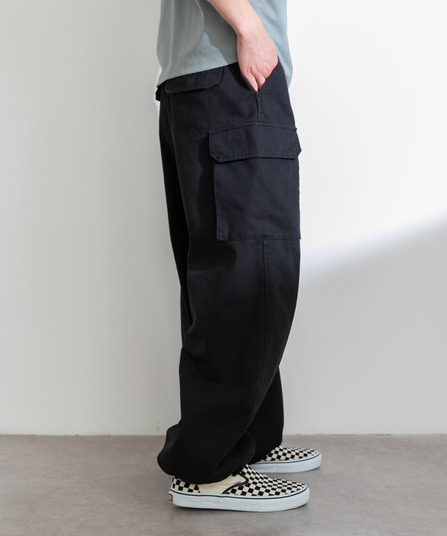 身長：180cm 体重：60kg サイズ：L