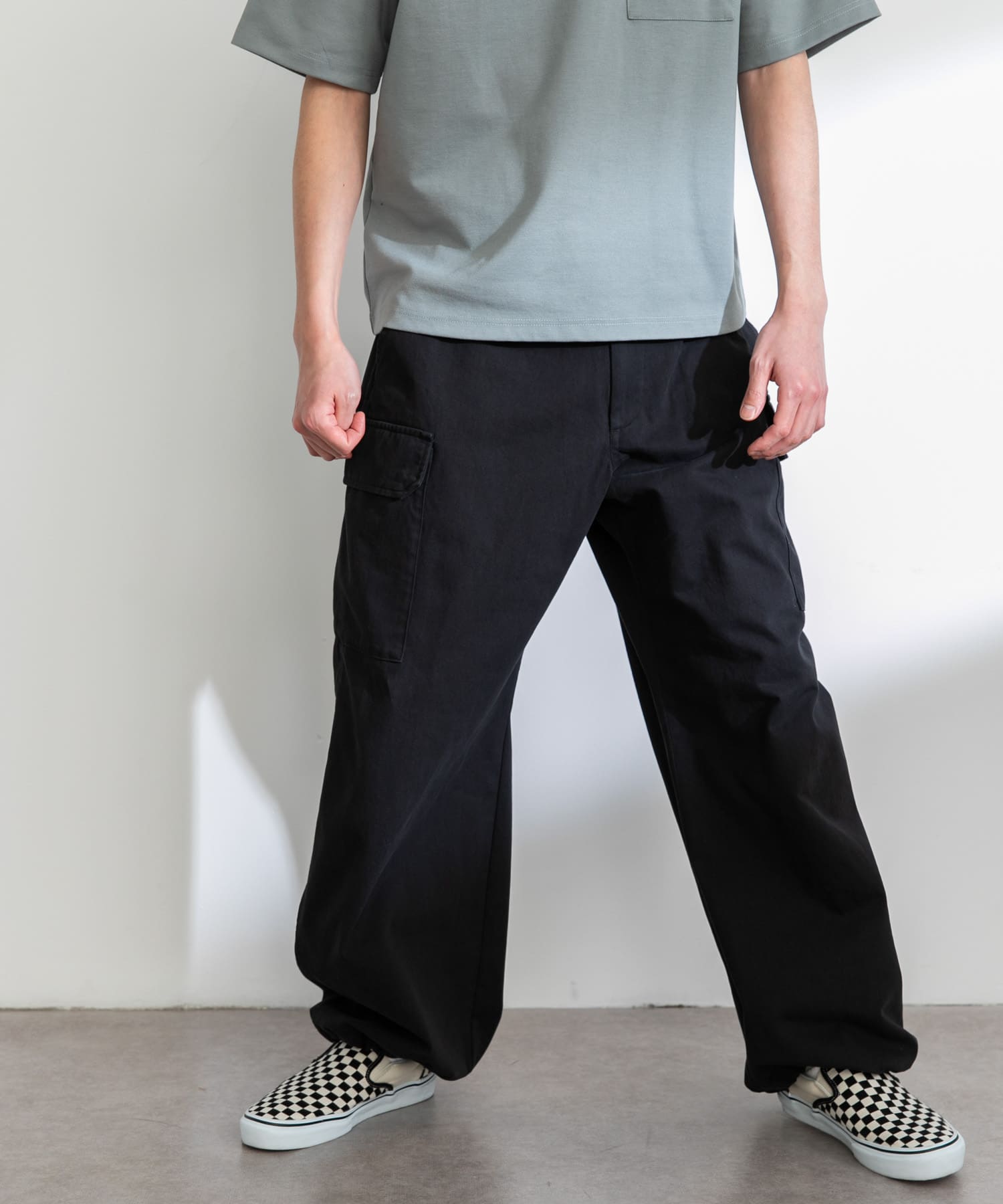 身長：180cm 体重：60kg サイズ：L