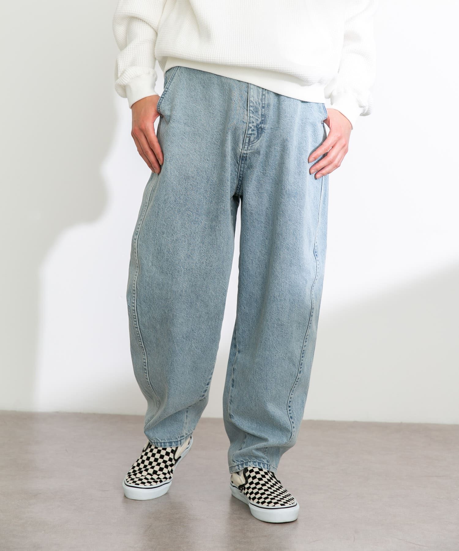 身長：180cm 体重：60kg サイズ：L