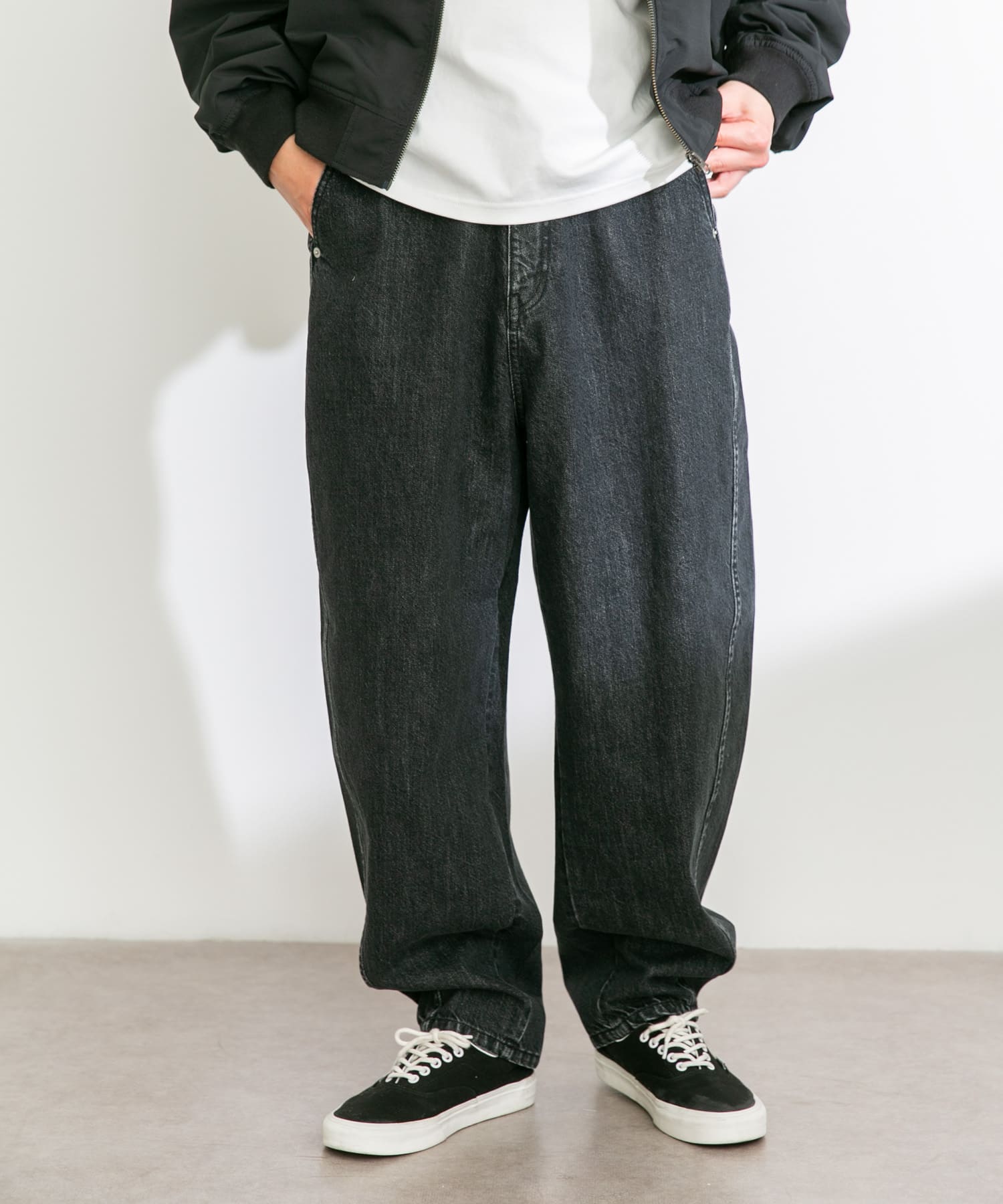 身長：180cm 体重：60kg サイズ：L