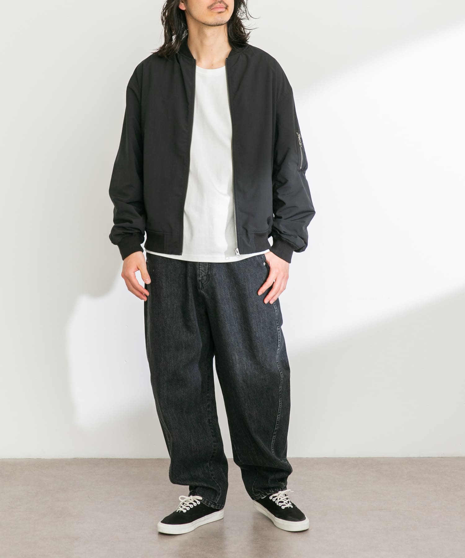 身長：180cm 体重：60kg サイズ：L