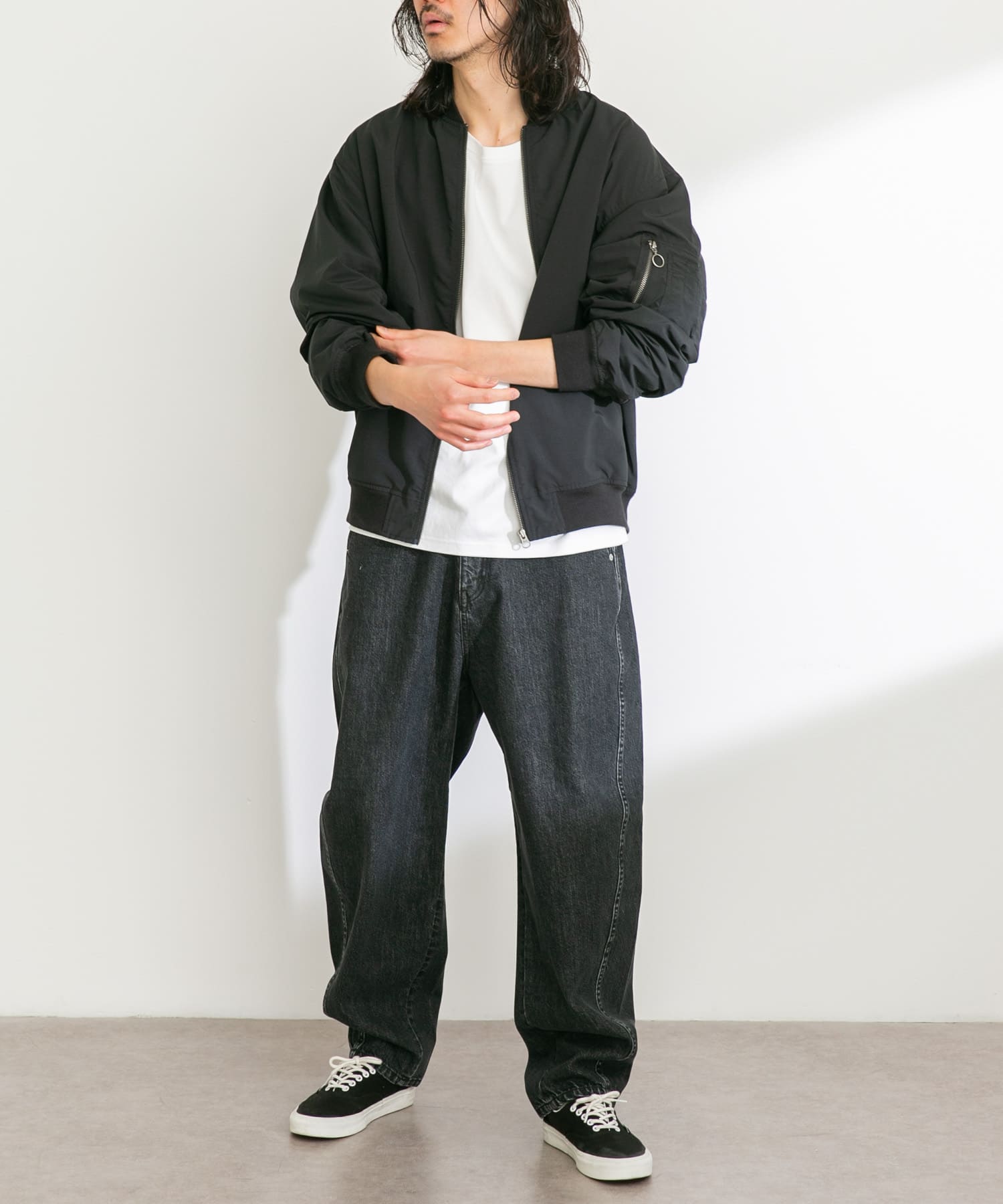 身長：180cm 体重：60kg サイズ：L