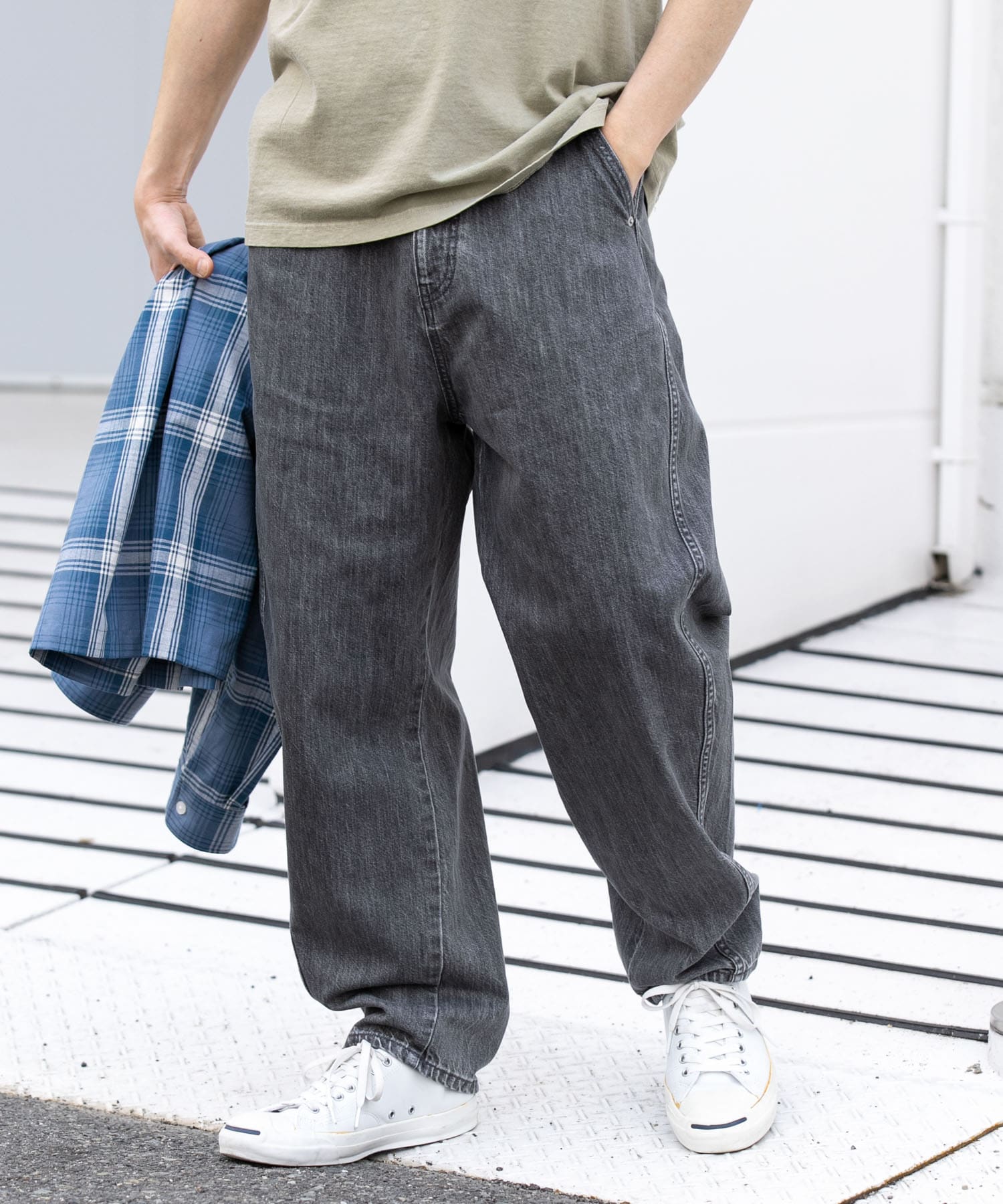 身長：180cm 体重：60kg サイズ：L