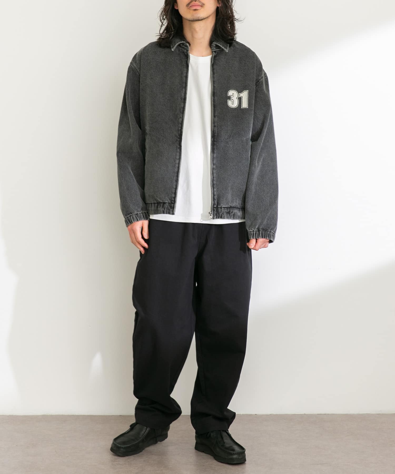 身長：180cm 体重：60kg サイズ：L