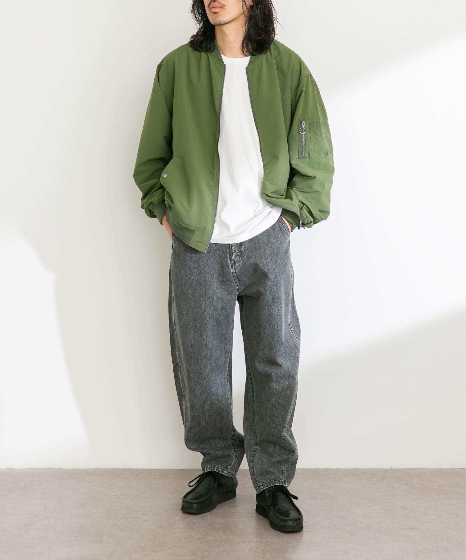 身長：180cm 体重：60kg サイズ：L