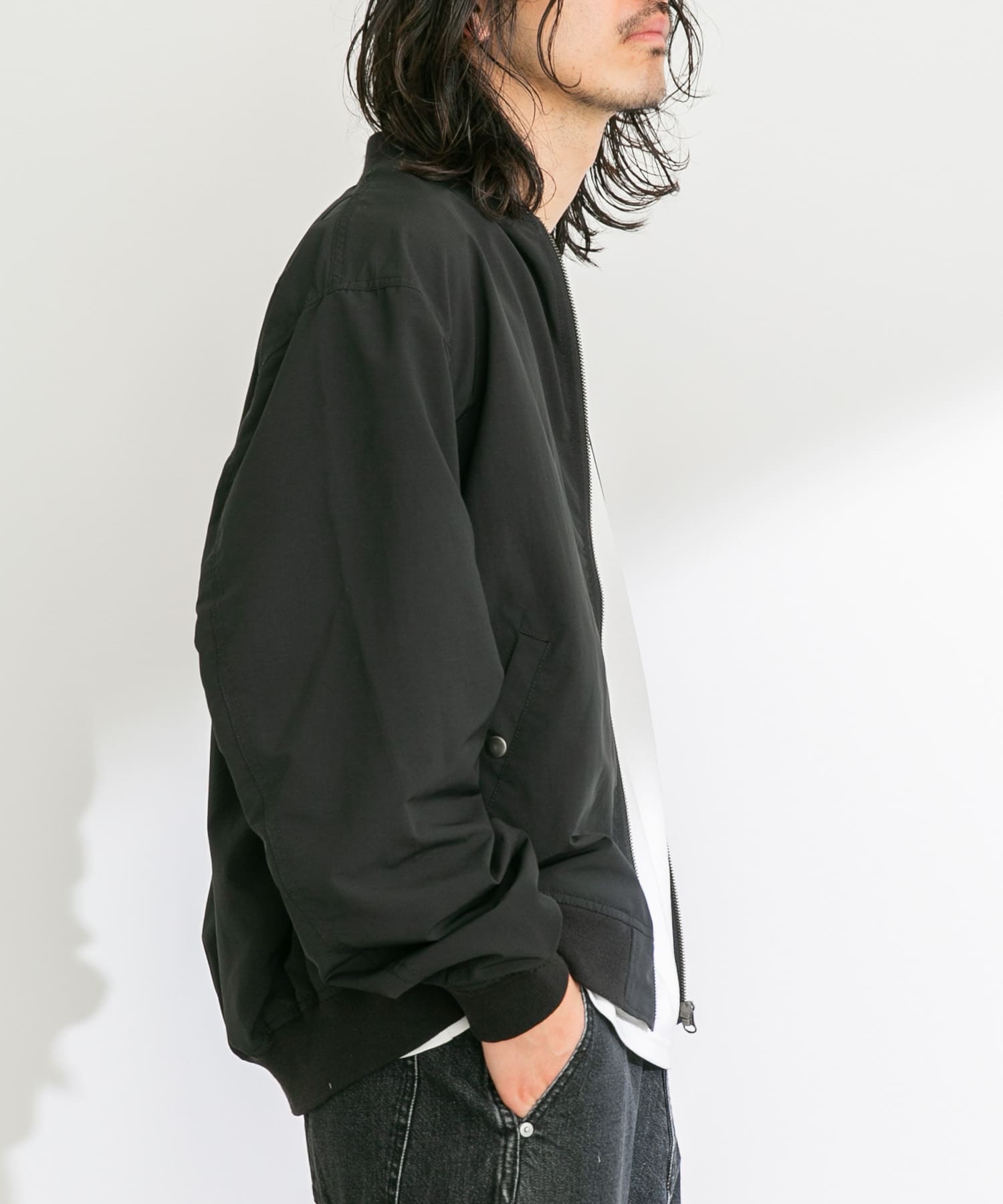 身長：180cm 体重：60kg サイズ：L