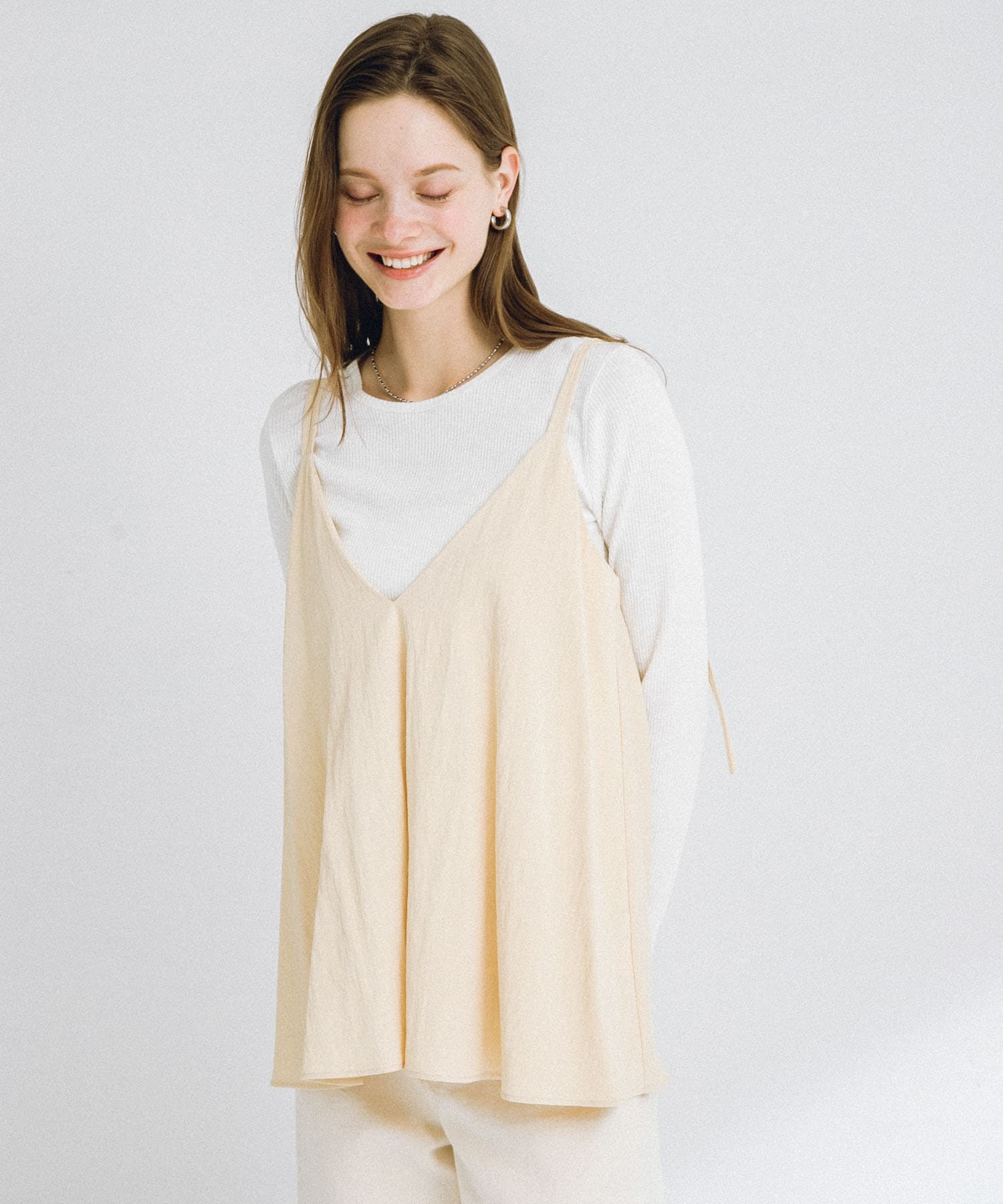 バターイエロー