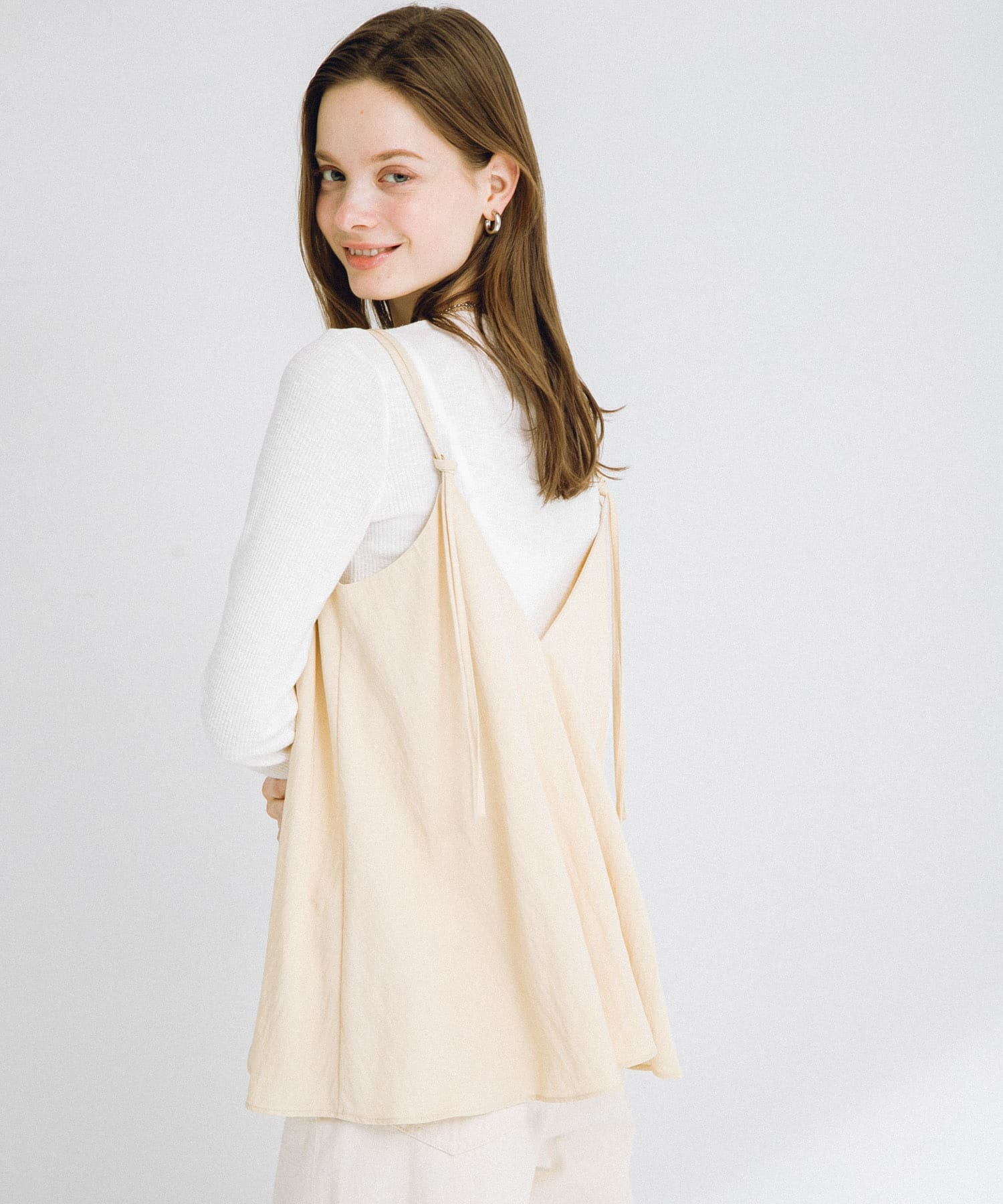 バターイエロー