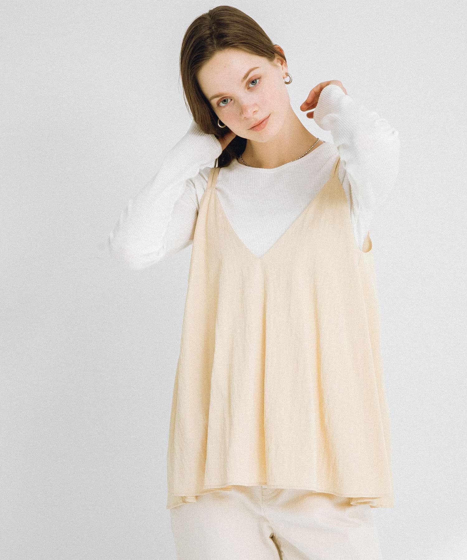 バターイエロー