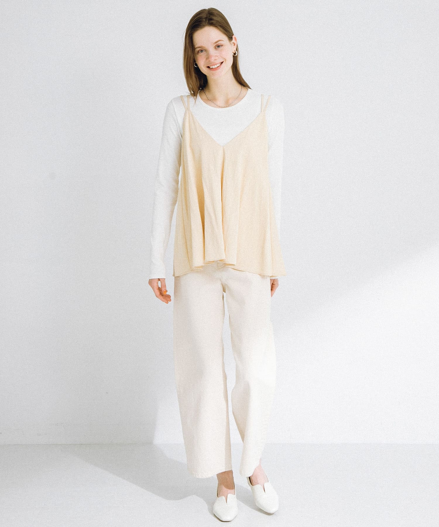 バターイエロー