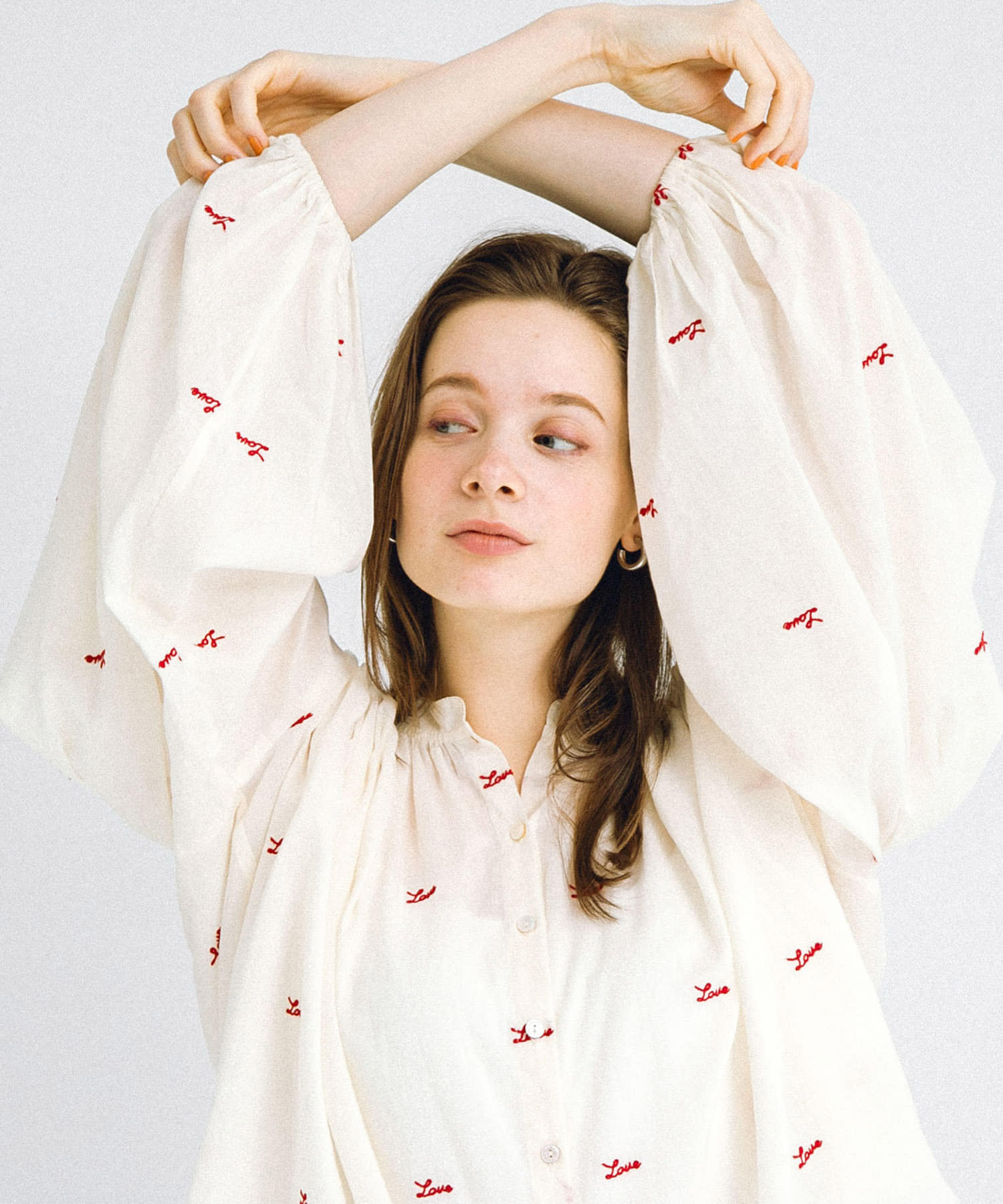 Love embroideryブラウス