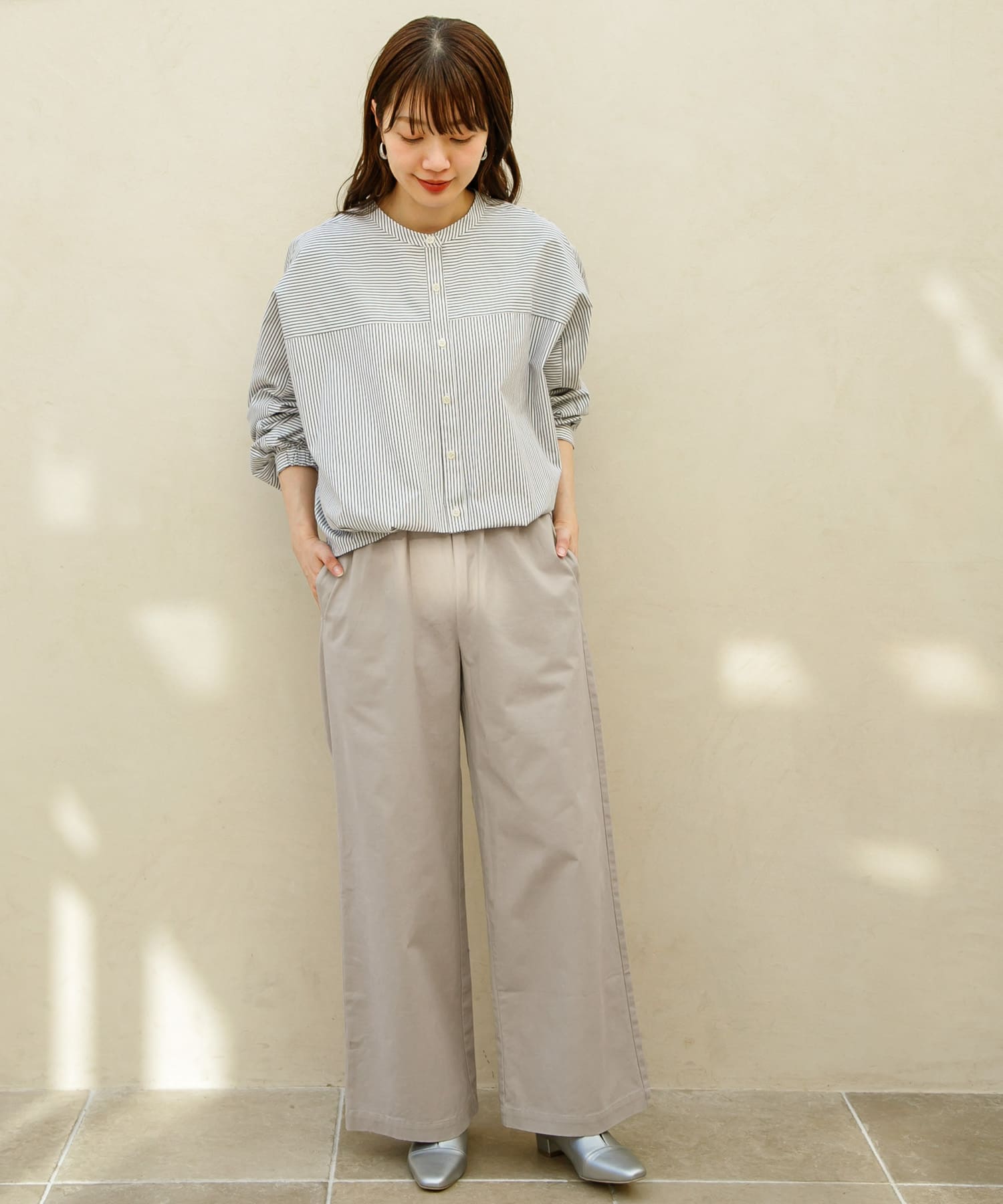 L.ベージュ
