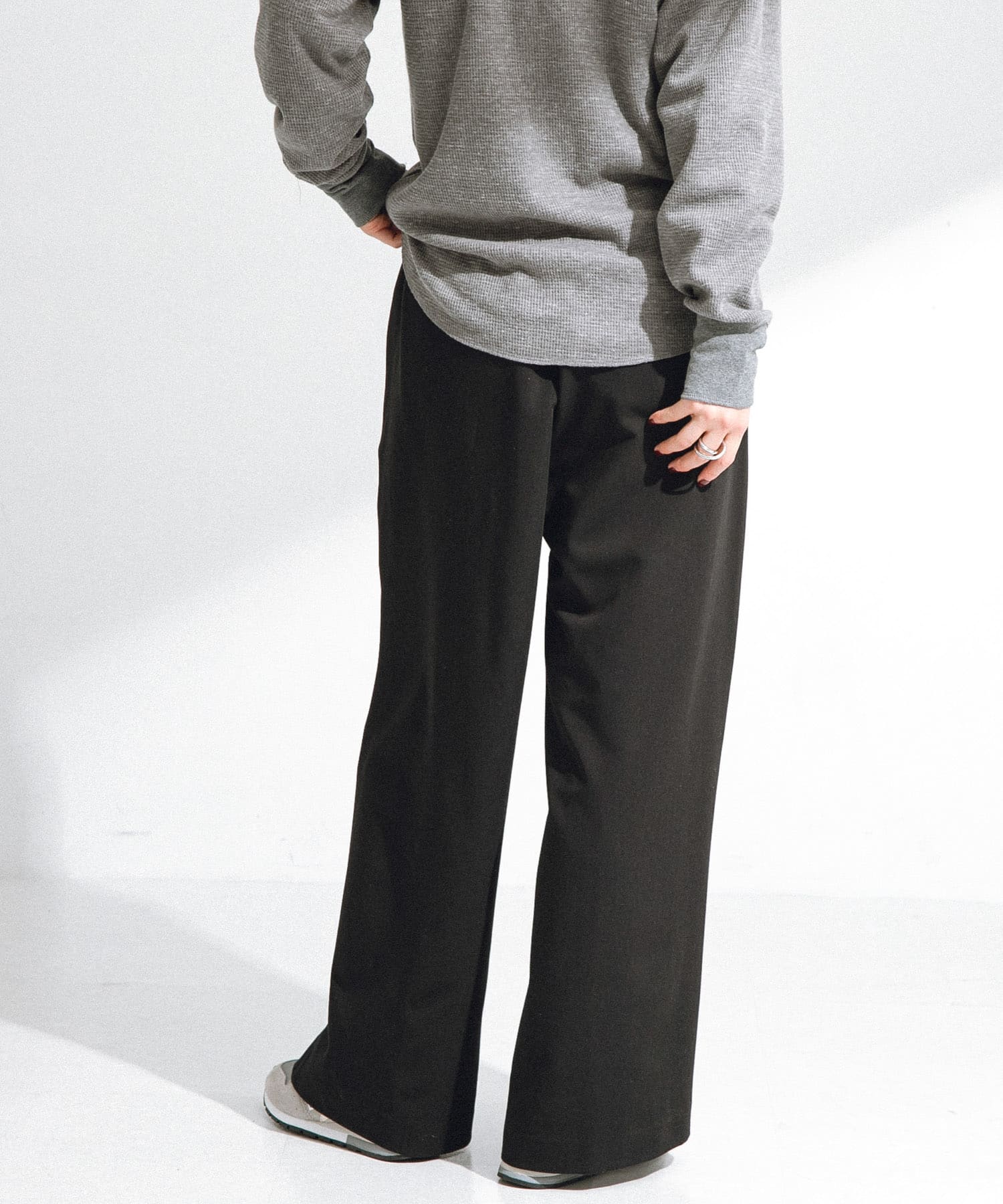 身長：166cm サイズ：38