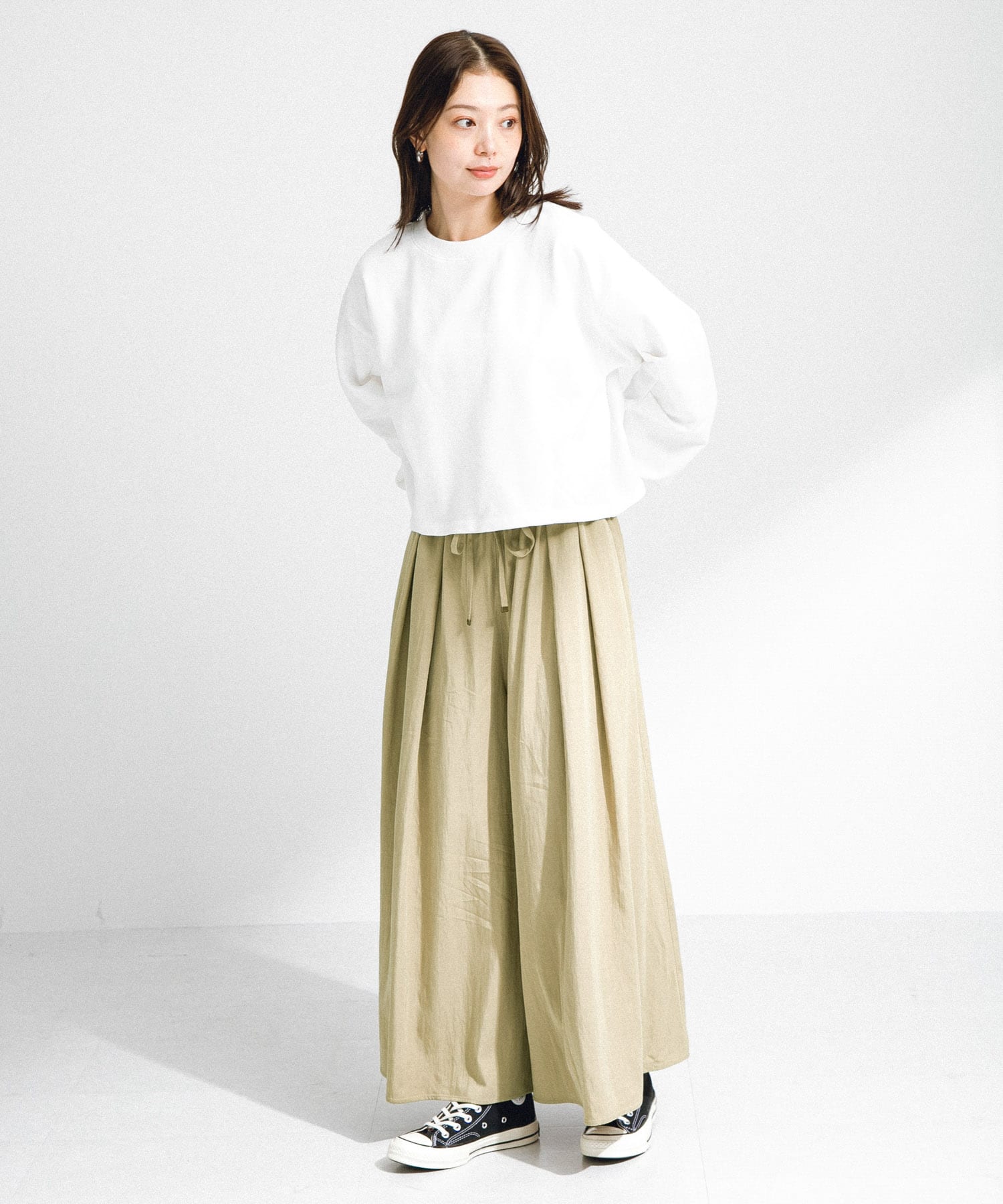 身長：166cm サイズ：38