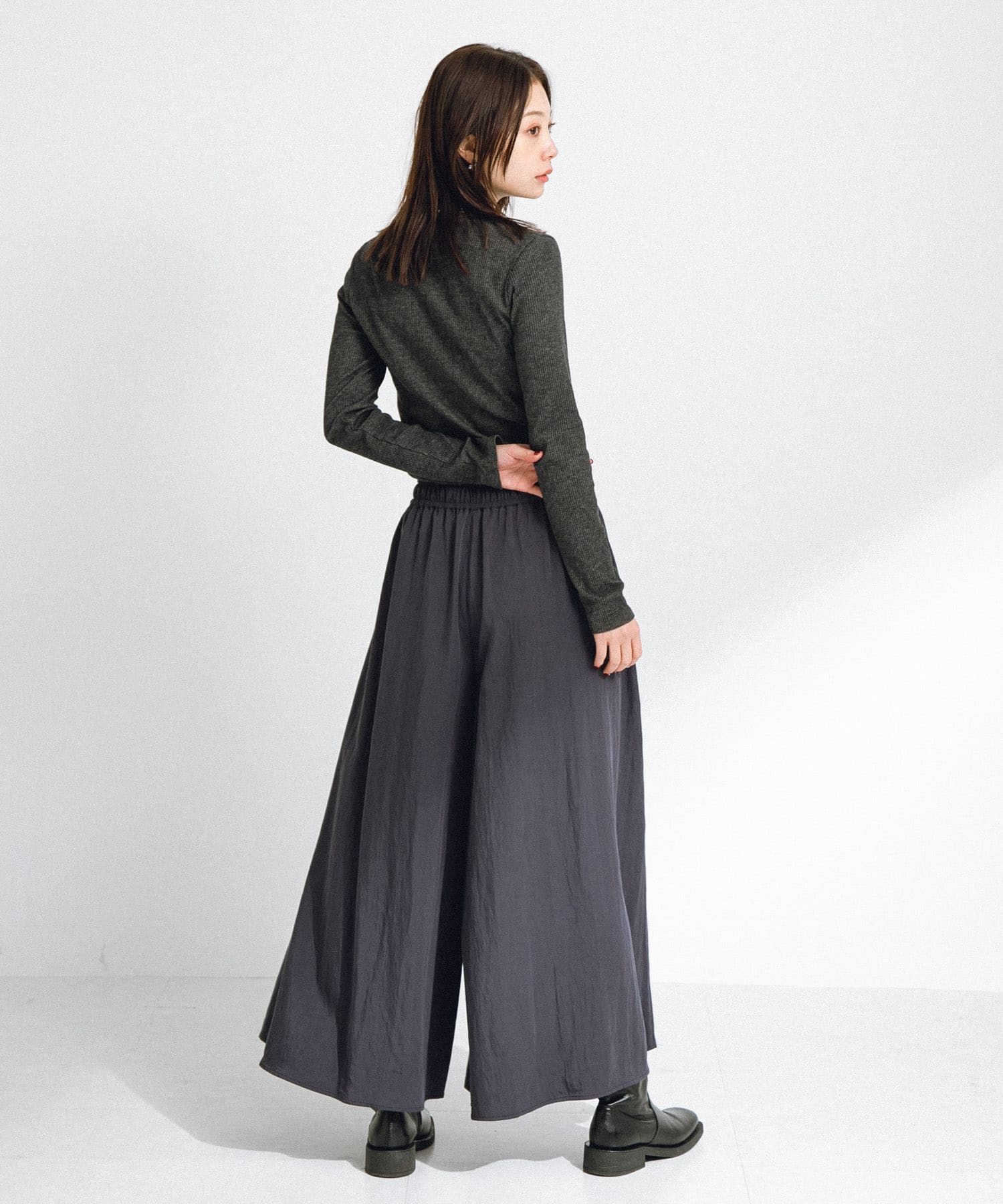 身長：166cm サイズ：38