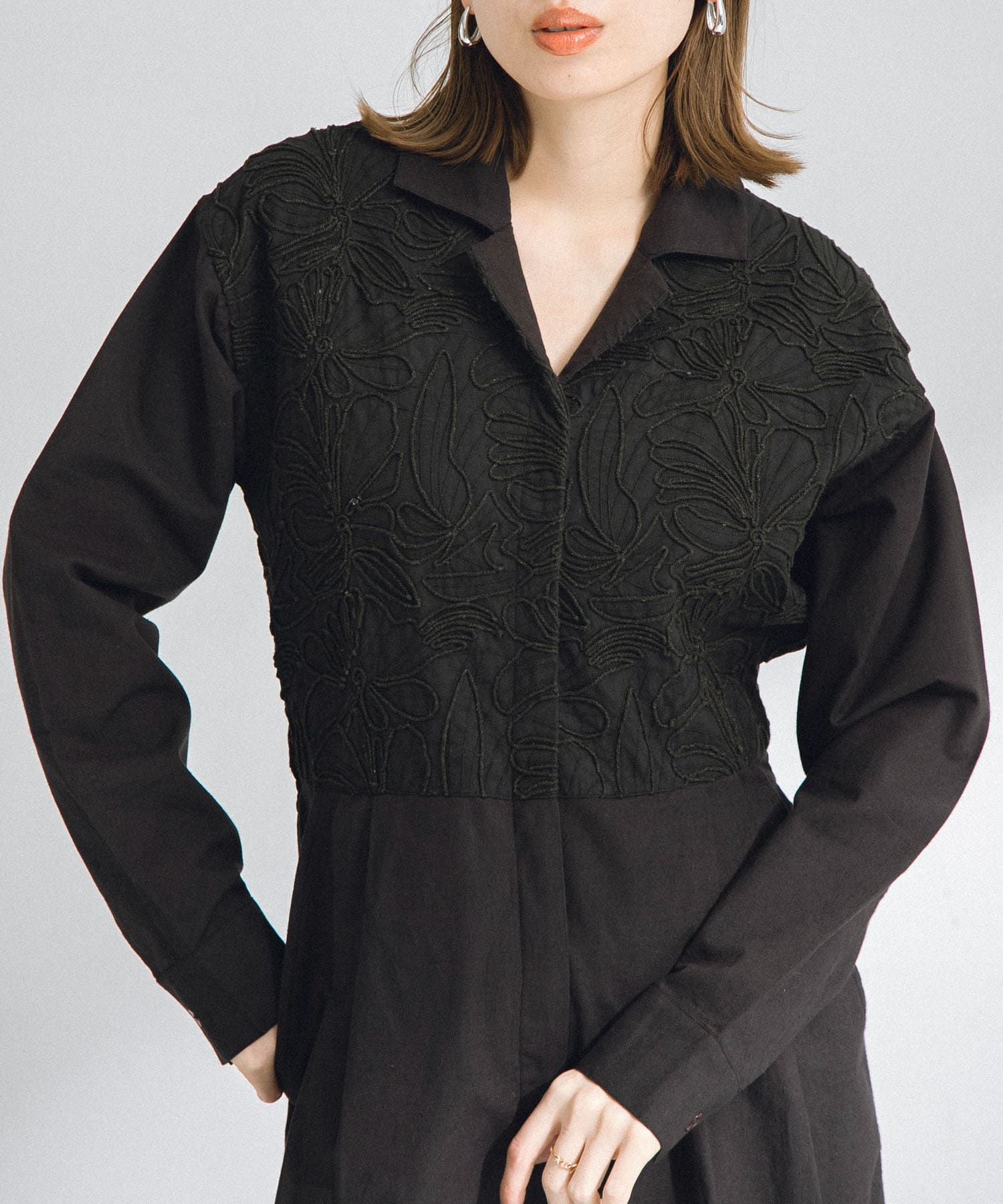 エンブロイダリーオールインワン