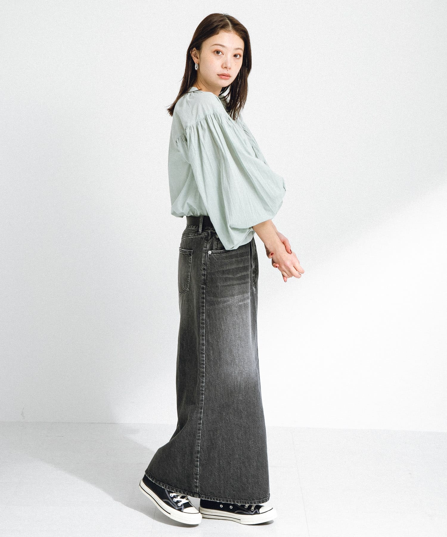 身長：166cm サイズ：38