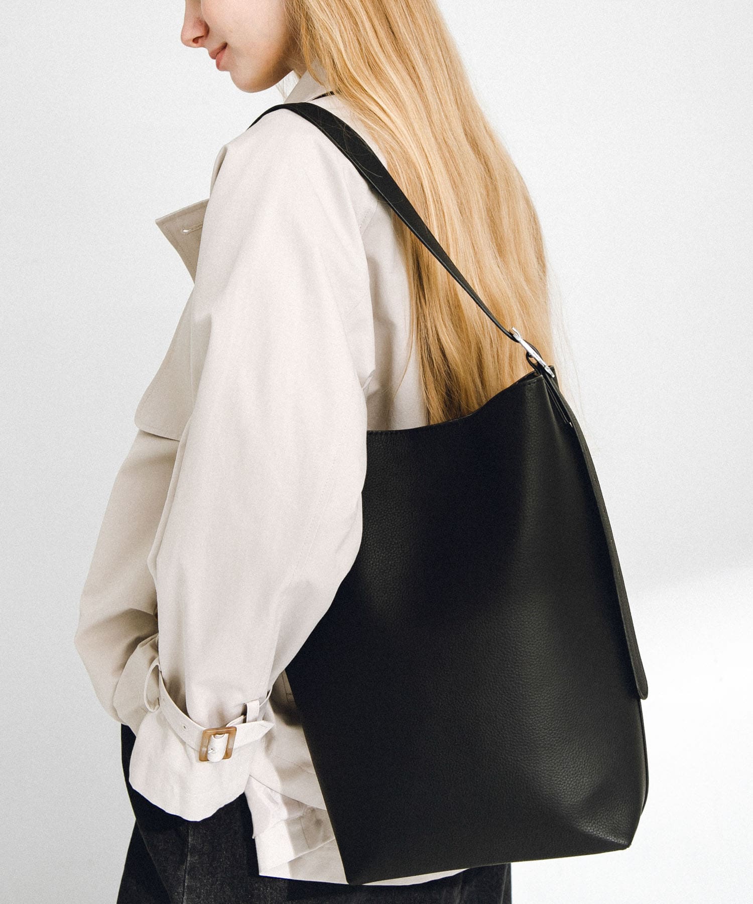 ワンハンドルバケツショルダーバッグ