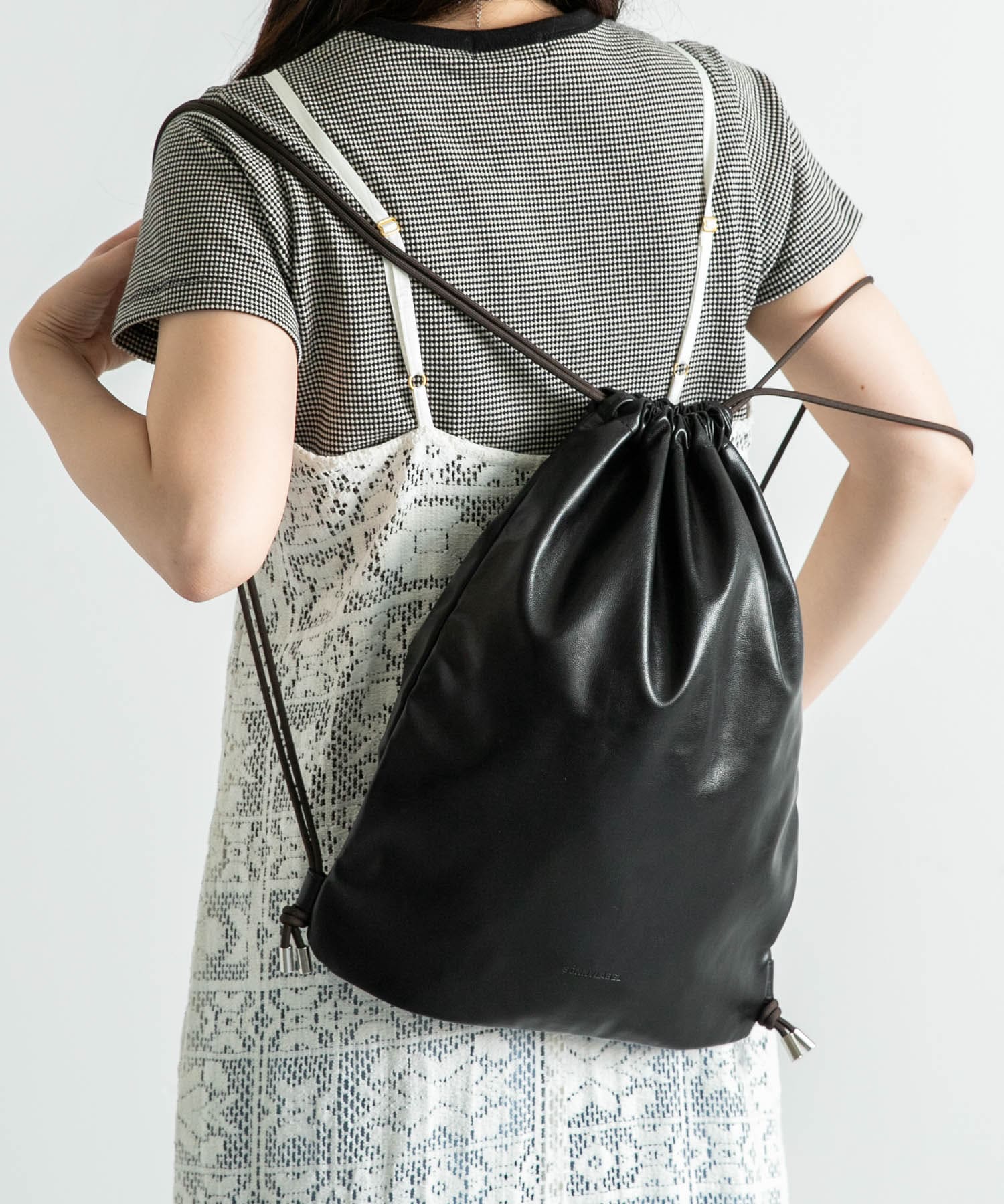 エンボスロゴナップサック