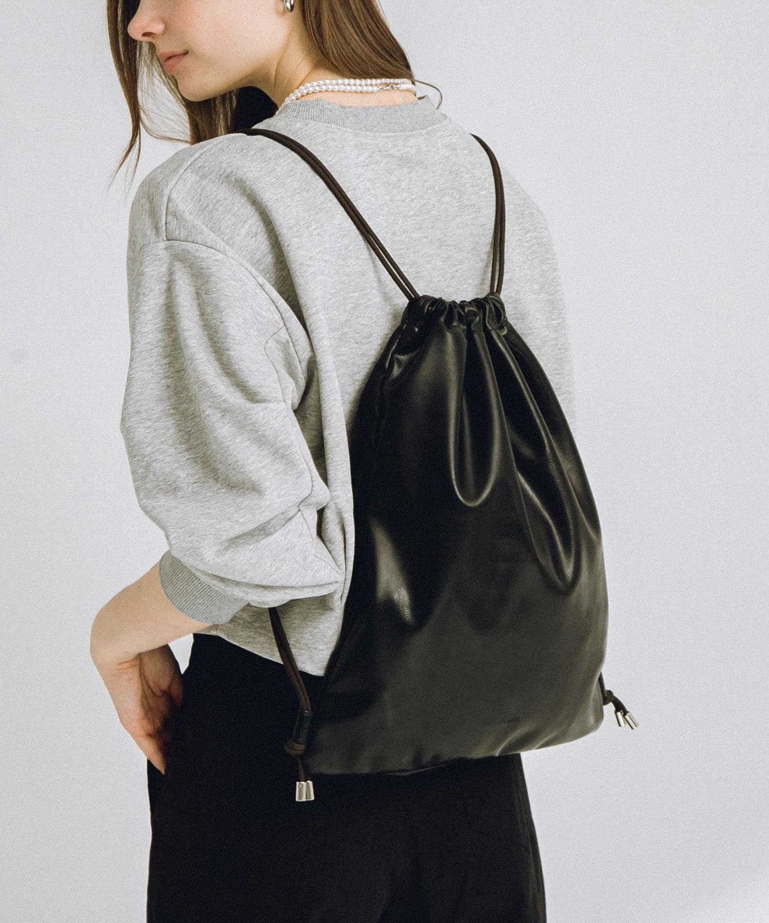 エンボスロゴナップサック ブラック one