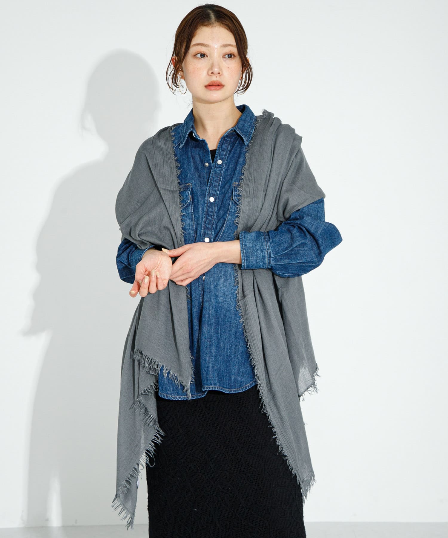 イタリア製なめらかレーヨンストール グレー one