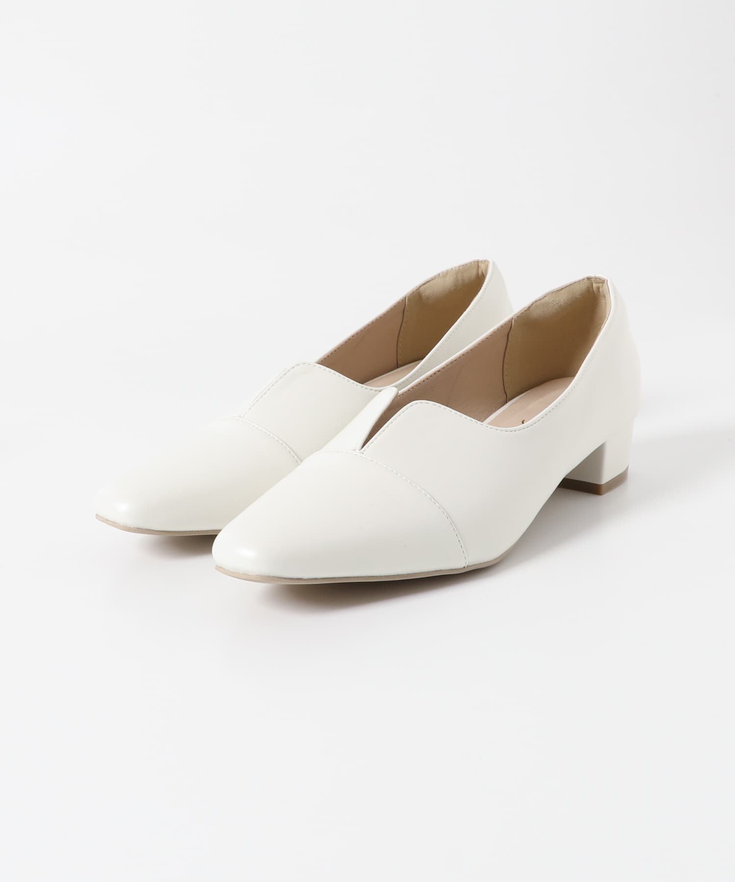 Vカットローヒールパンプス アイボリー S