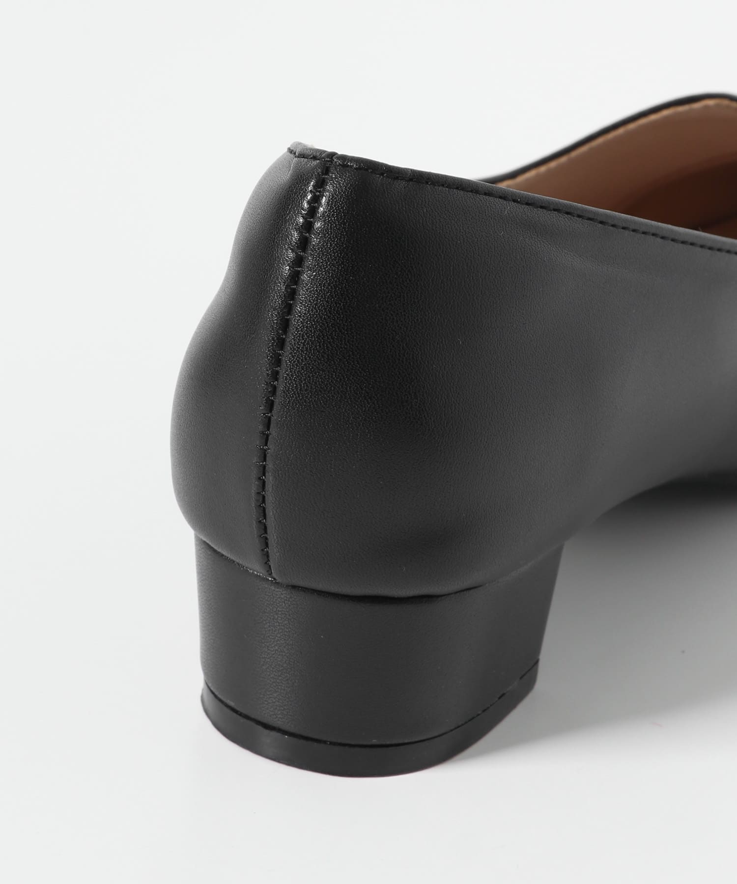 Vカットローヒールパンプス ブラック S