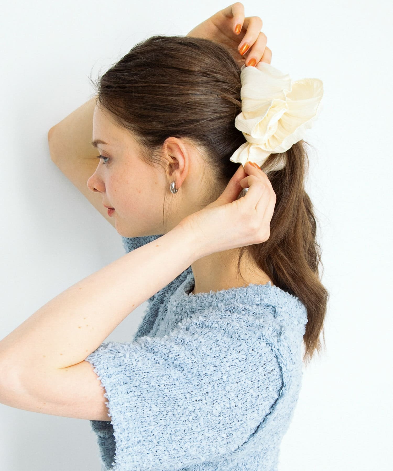 シャイニーサテンフレアシュシュ オフ one