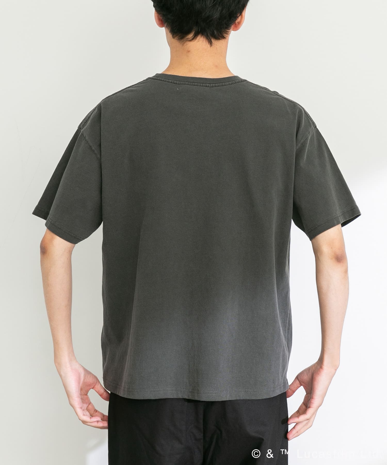 身長：185cm 体重：70kg サイズ：L0