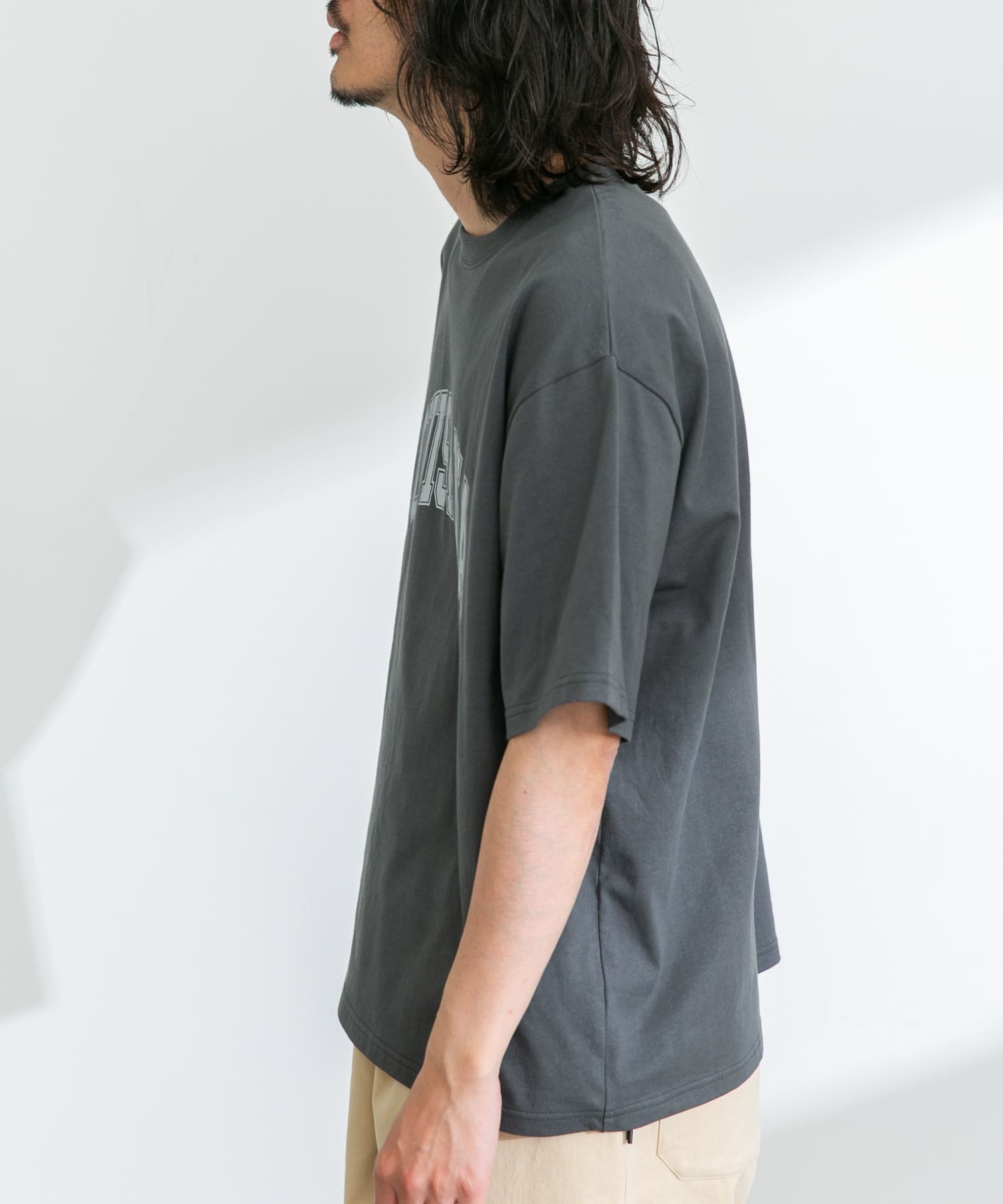 身長：180cm 体重：60kg サイズ：L