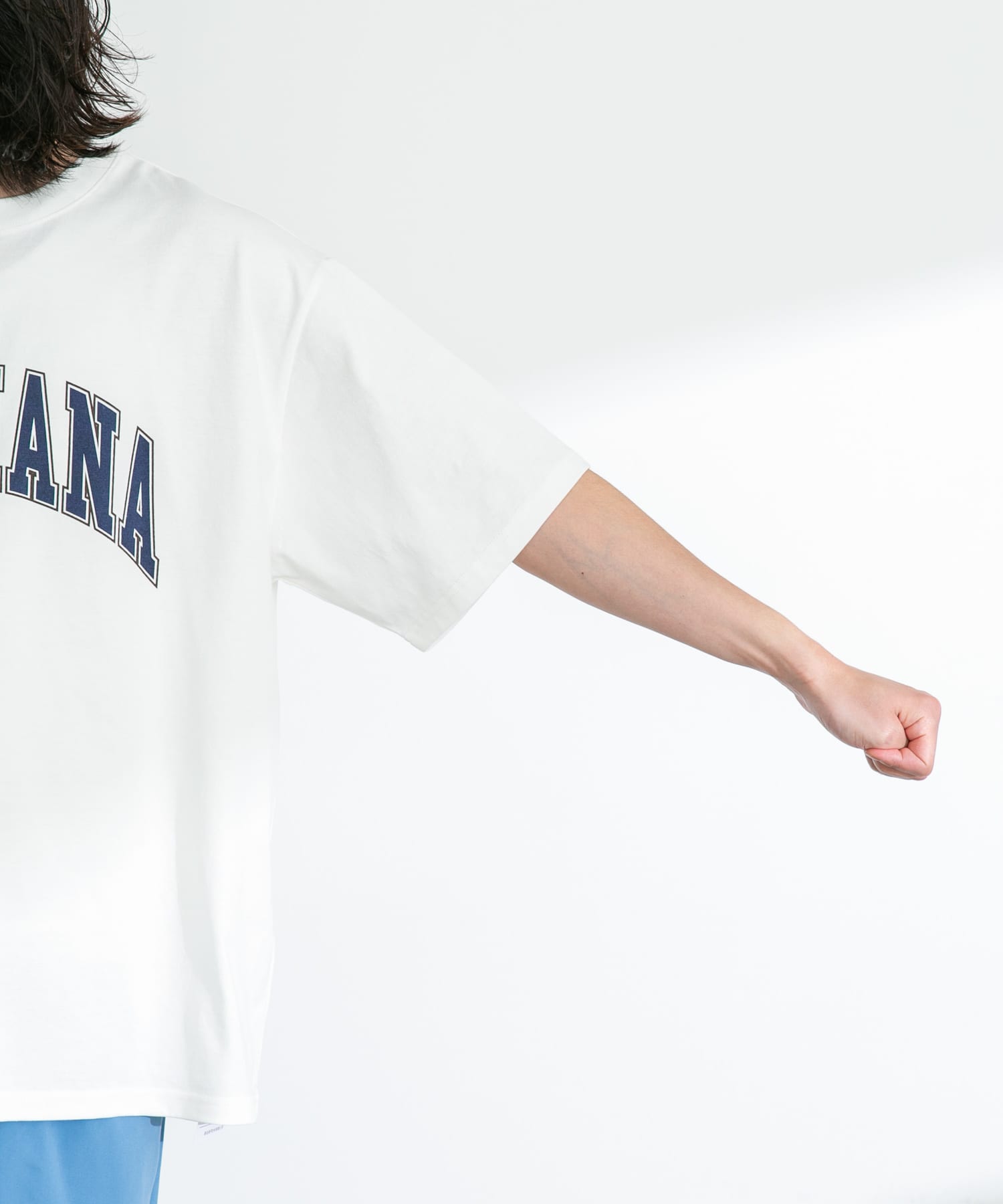 身長：180cm 体重：60kg サイズ：L