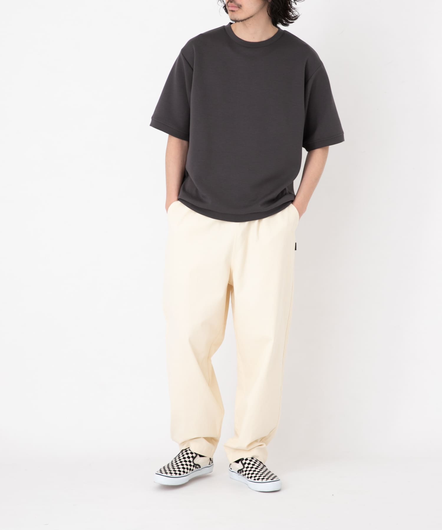 身長：180cm 体重：60kg サイズ：L