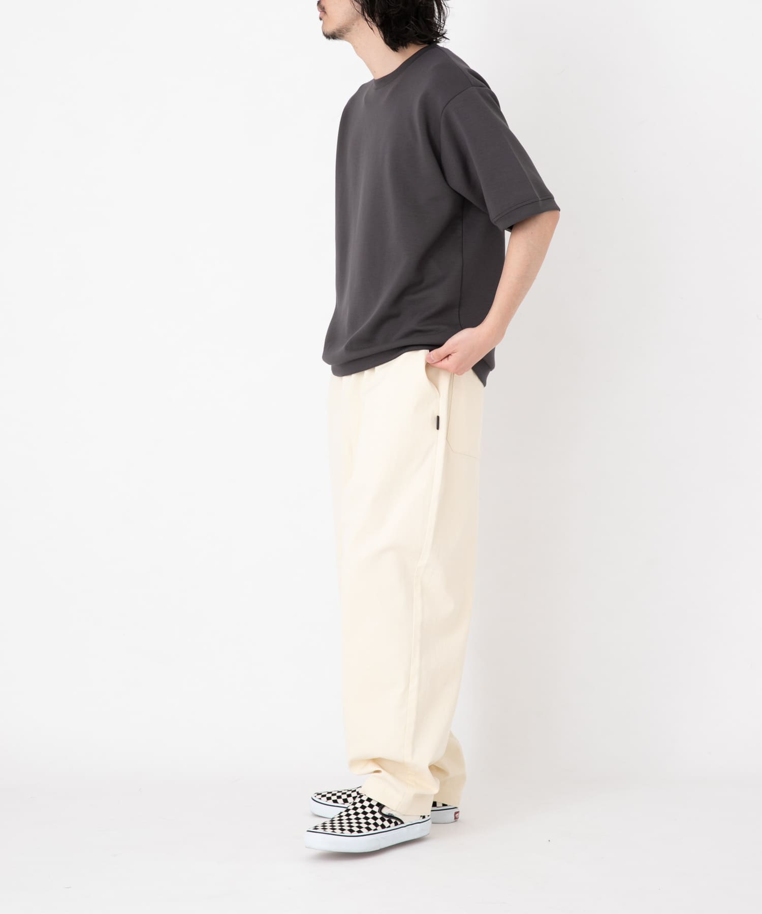 身長：180cm 体重：60kg サイズ：L