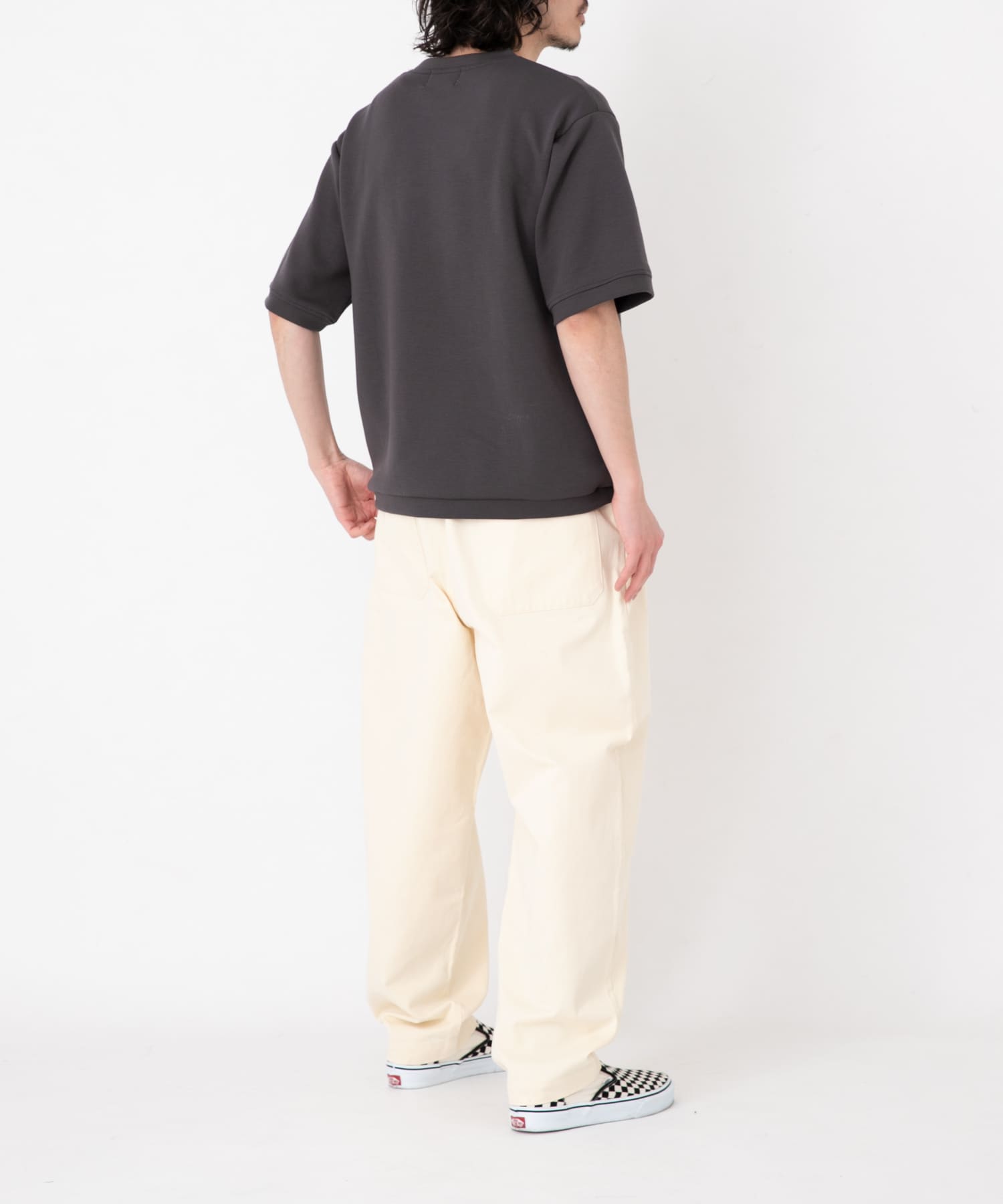身長：180cm 体重：60kg サイズ：L