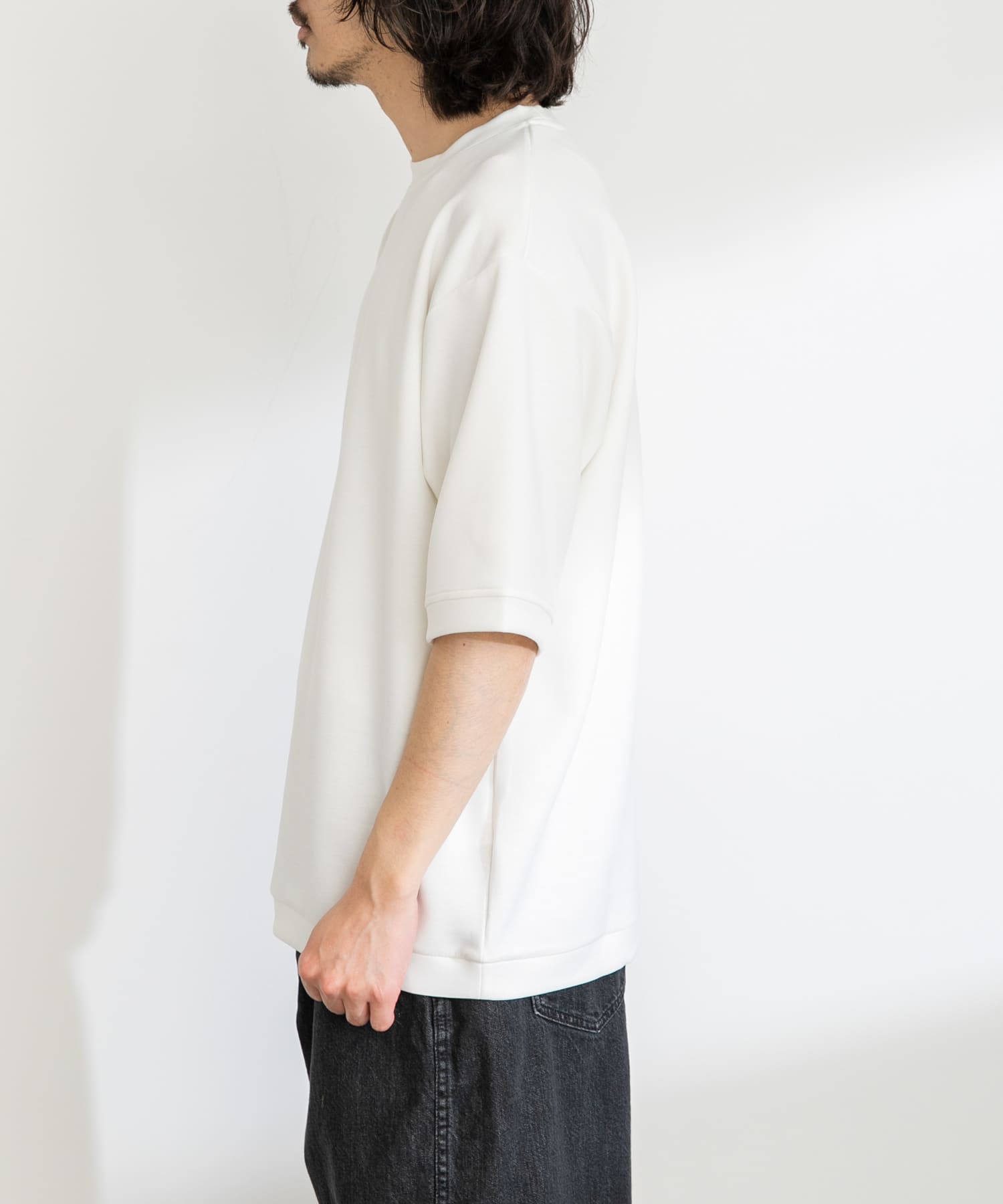 身長：180cm 体重：60kg サイズ：XL