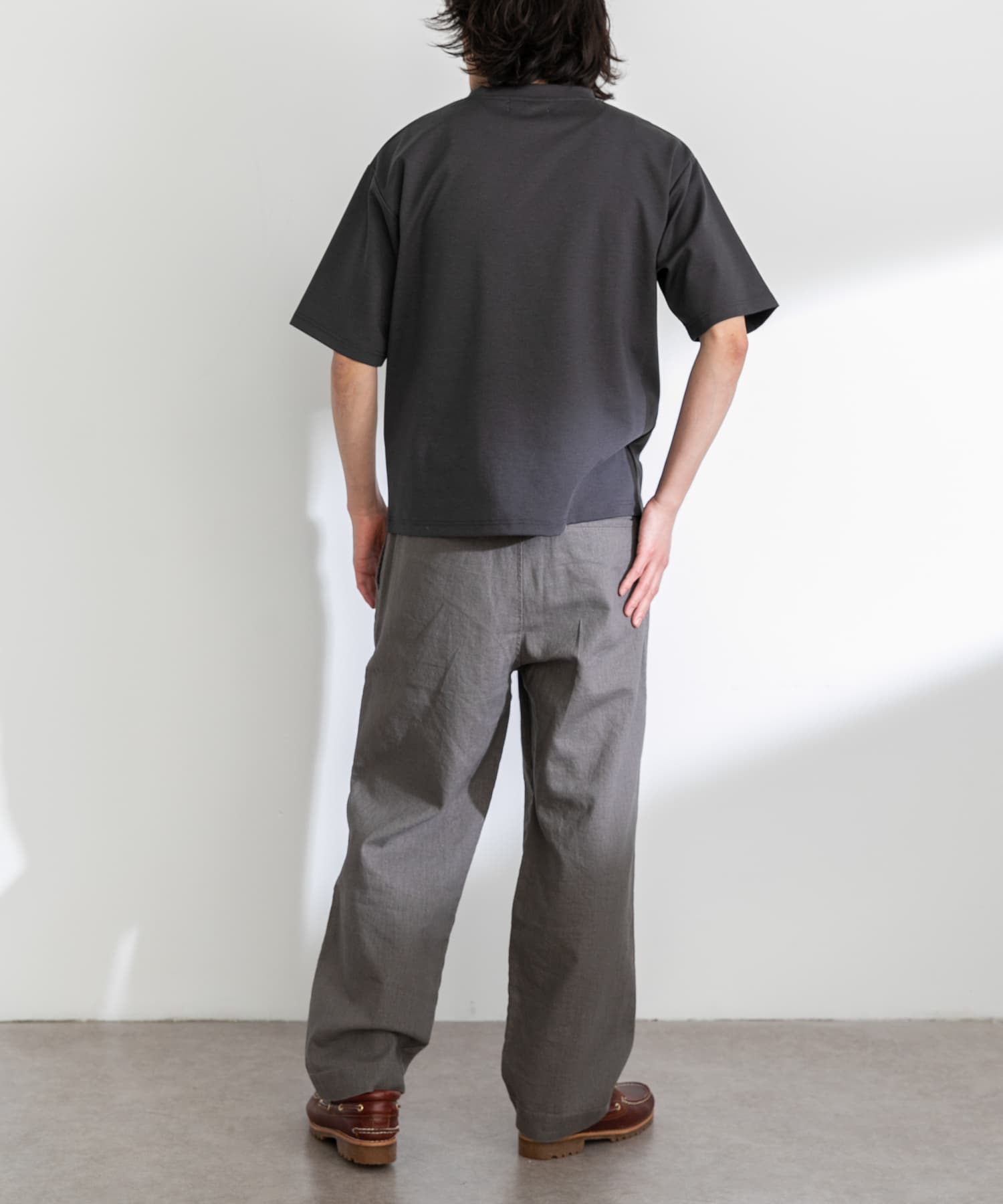 身長：180cm 体重：60kg サイズ：L
