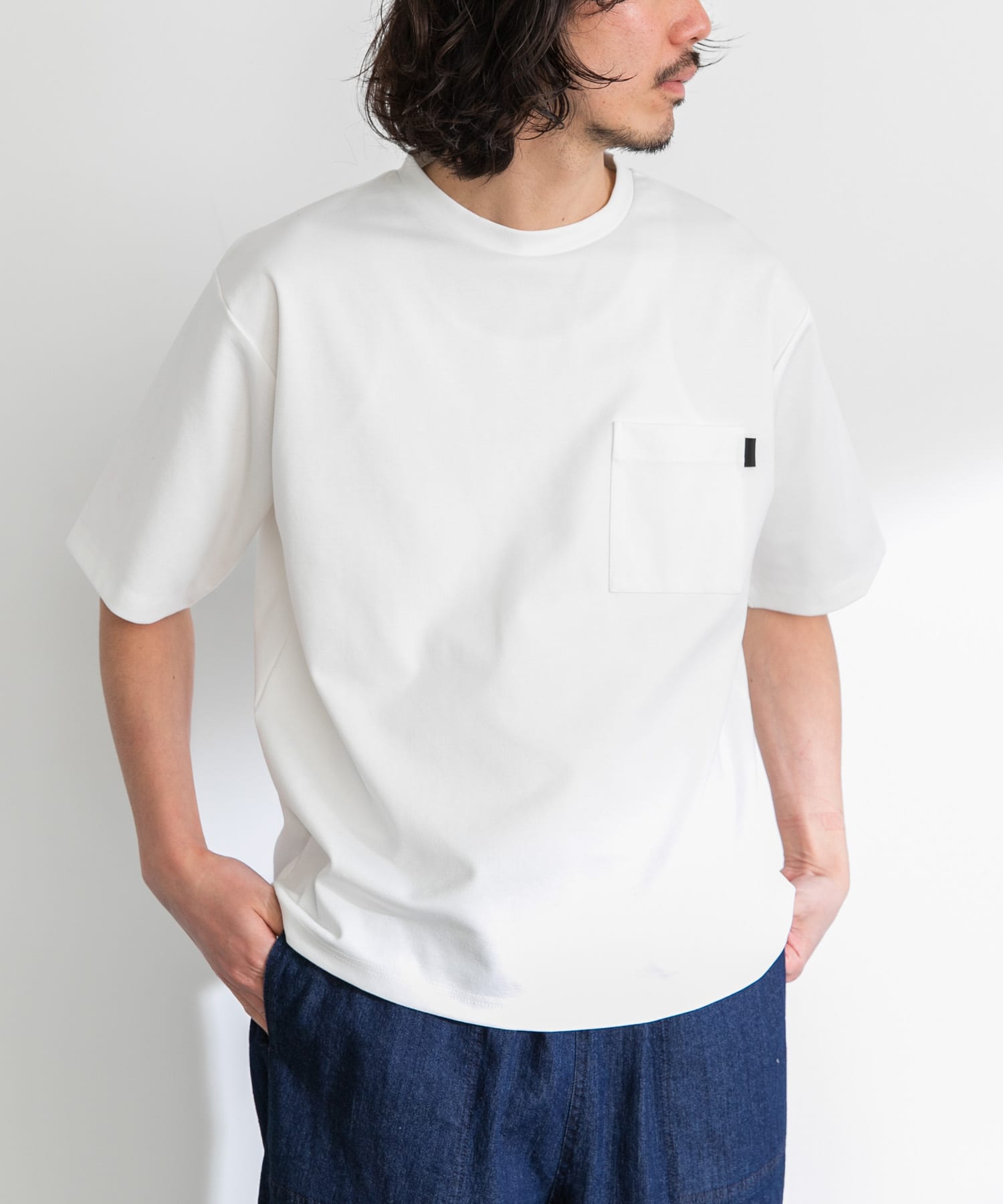 身長：180cm 体重：60kg サイズ：L
