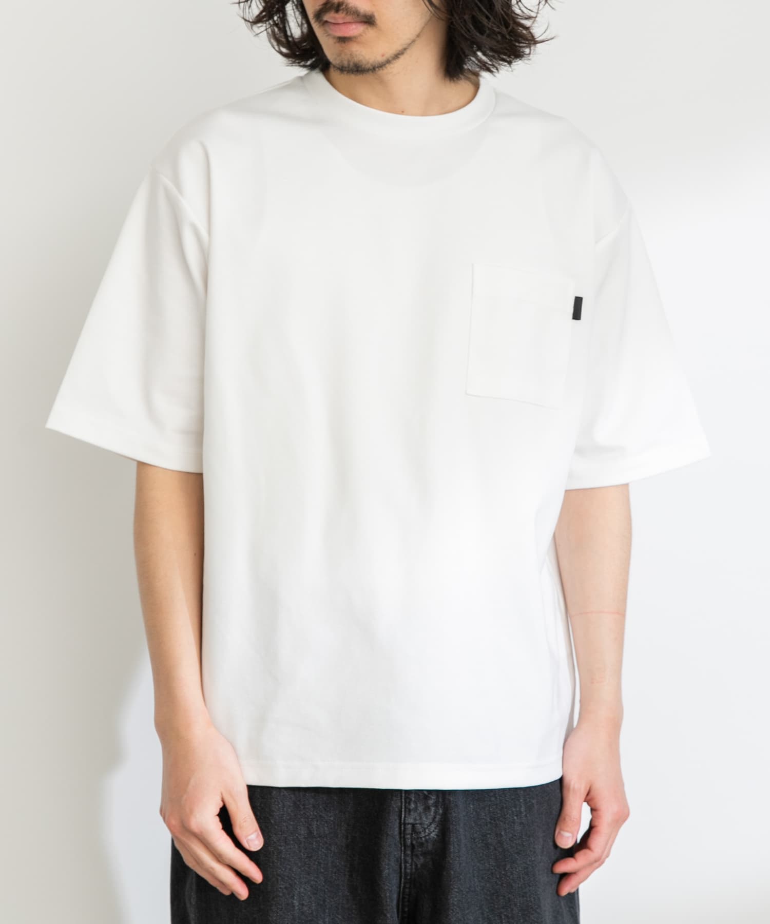 身長：180cm 体重：60kg サイズ：XL