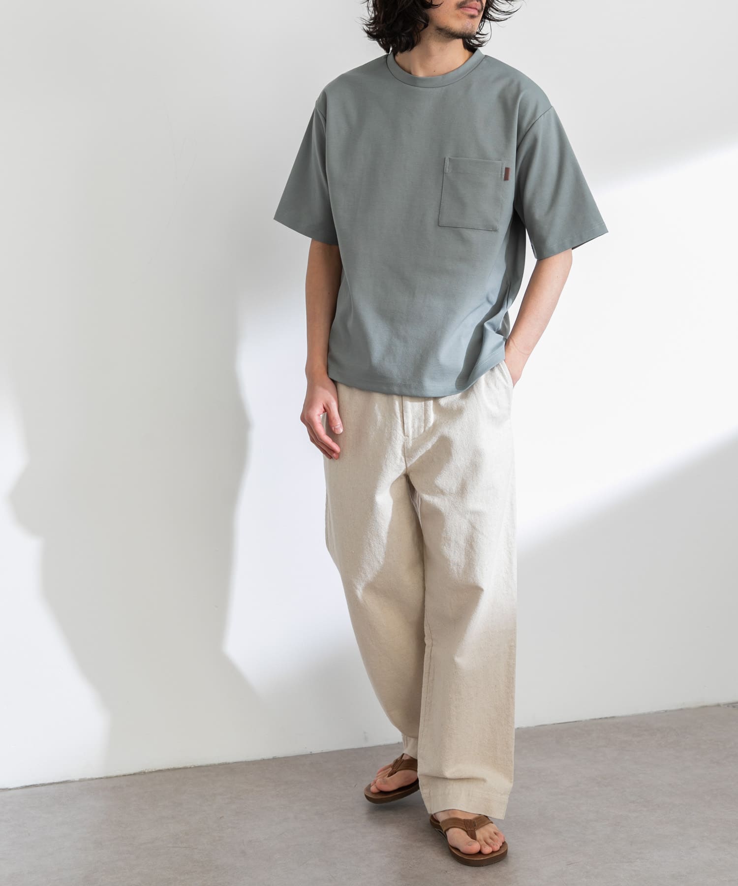 身長：180cm 体重：60kg サイズ：L