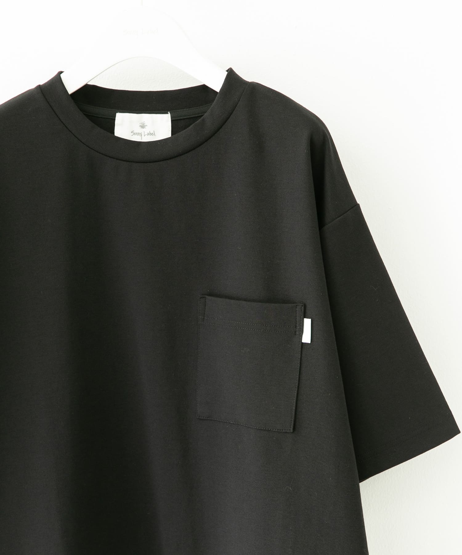 ポンチポケット付ショートスリーブTシャツ ブラック M