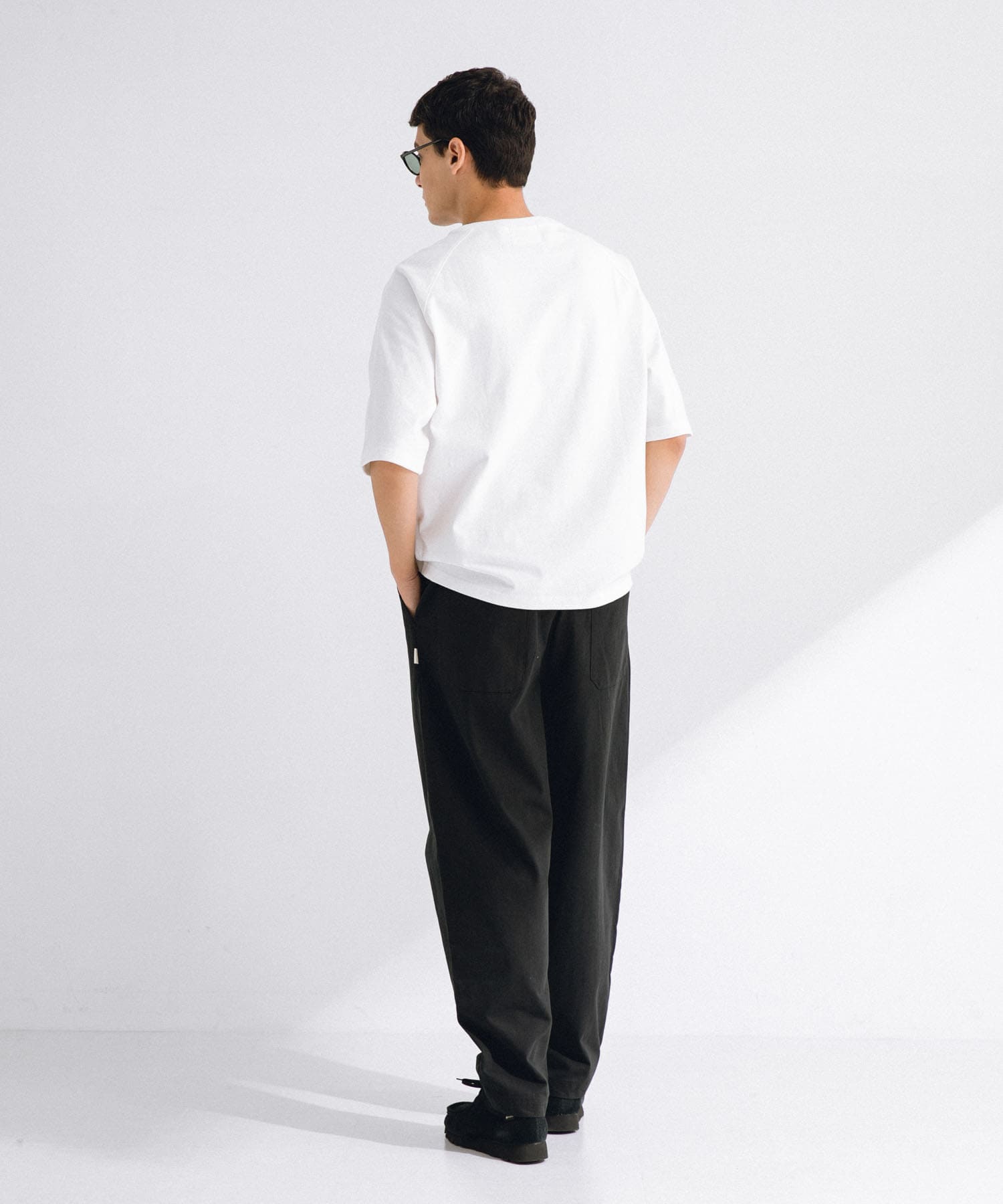 ホワイト×グレー