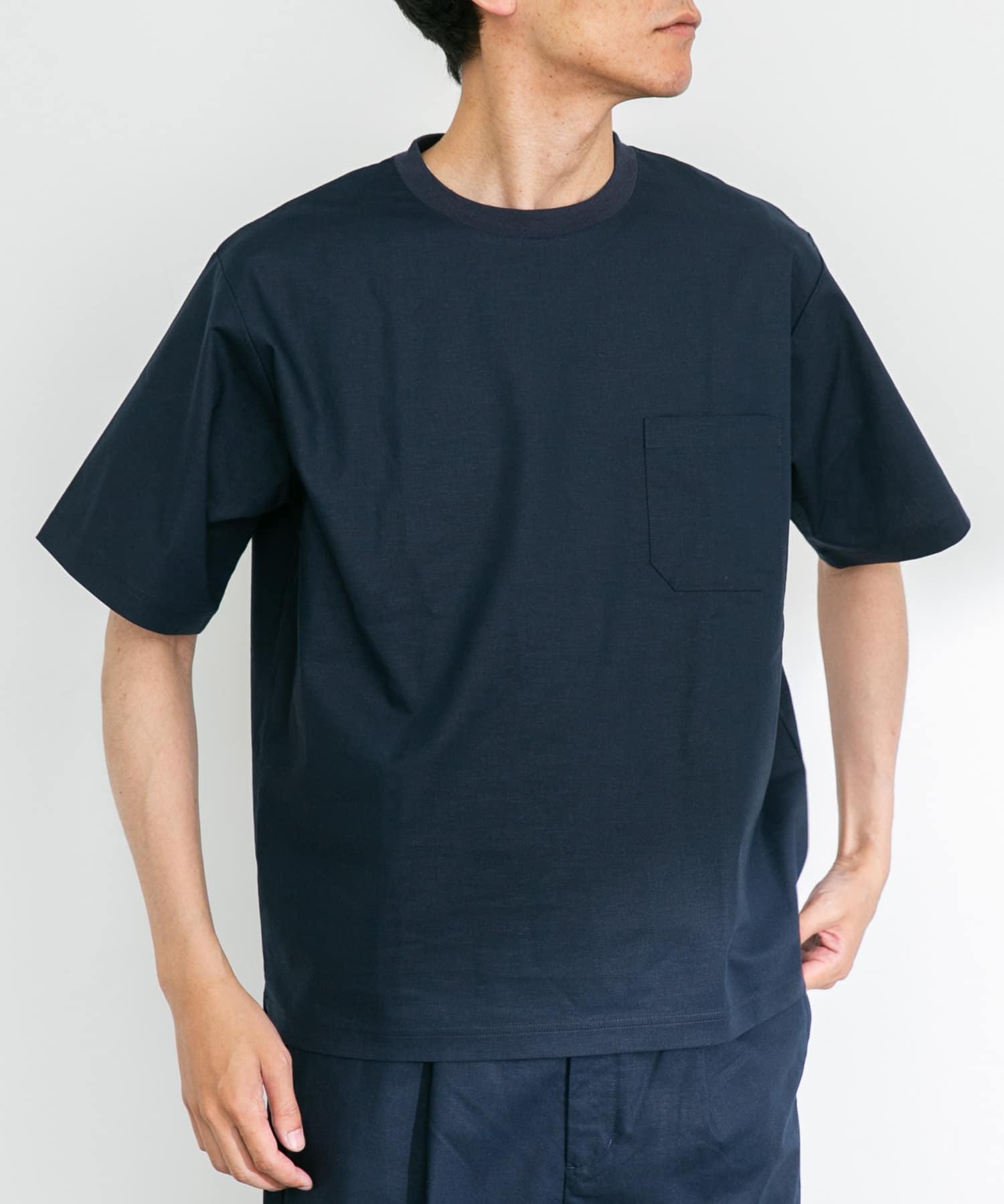 身長：185cm 体重：70kg サイズ：L