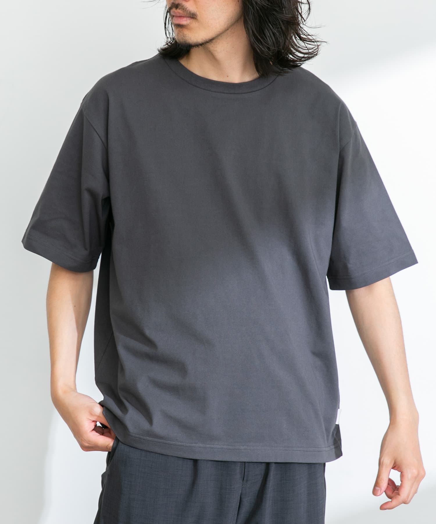 身長：180cm 体重：60kg サイズ：L