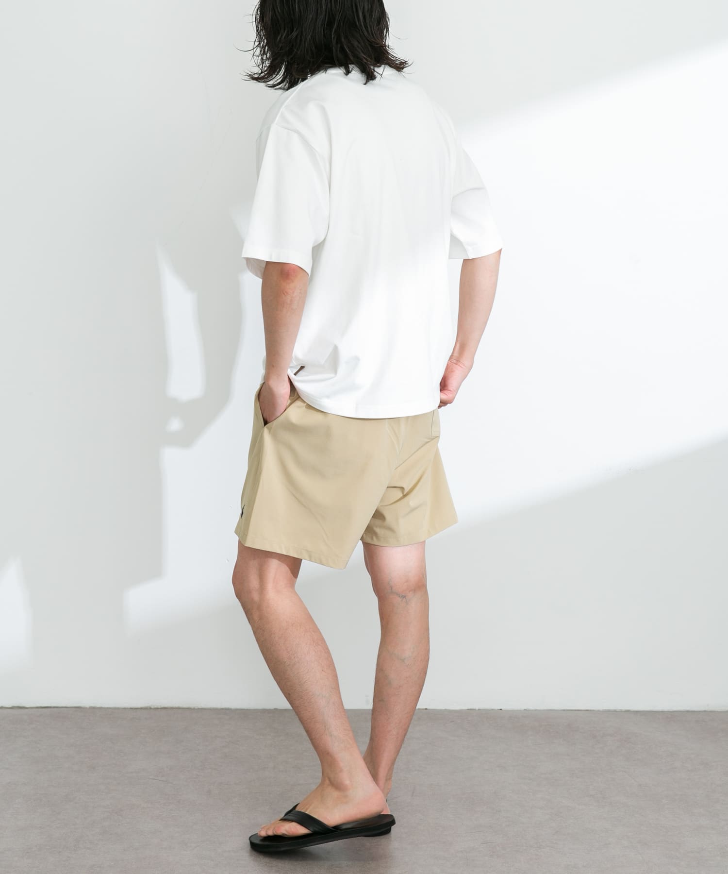 身長：180cm 体重：60kg サイズ：L