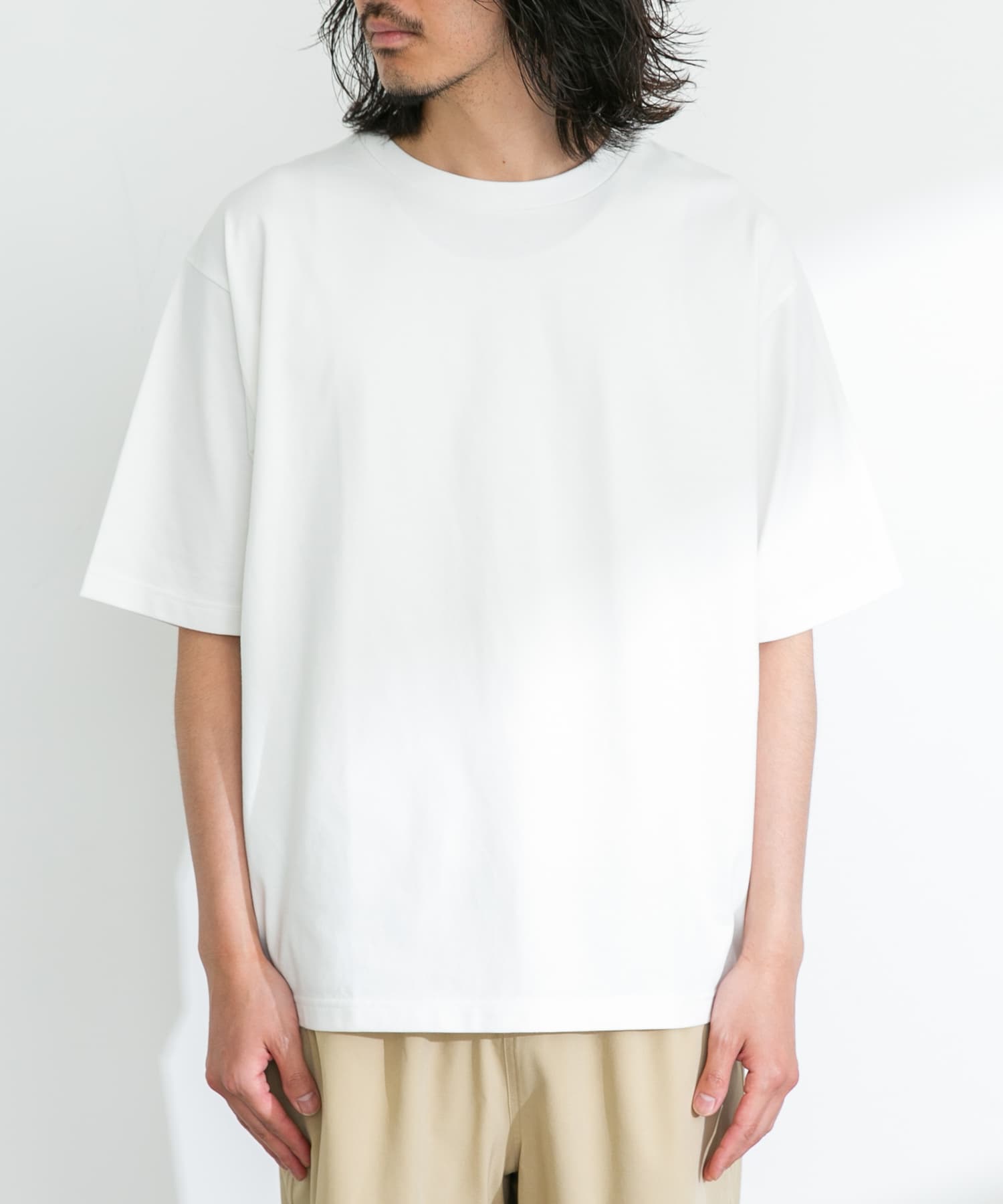身長：180cm 体重：60kg サイズ：L